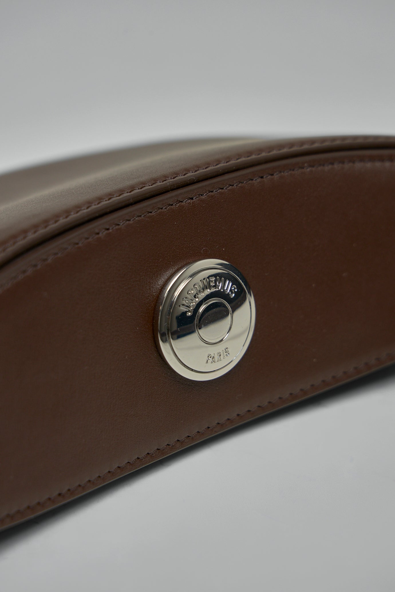 Le Petit Calisso Rond Leather Shoulder Bag