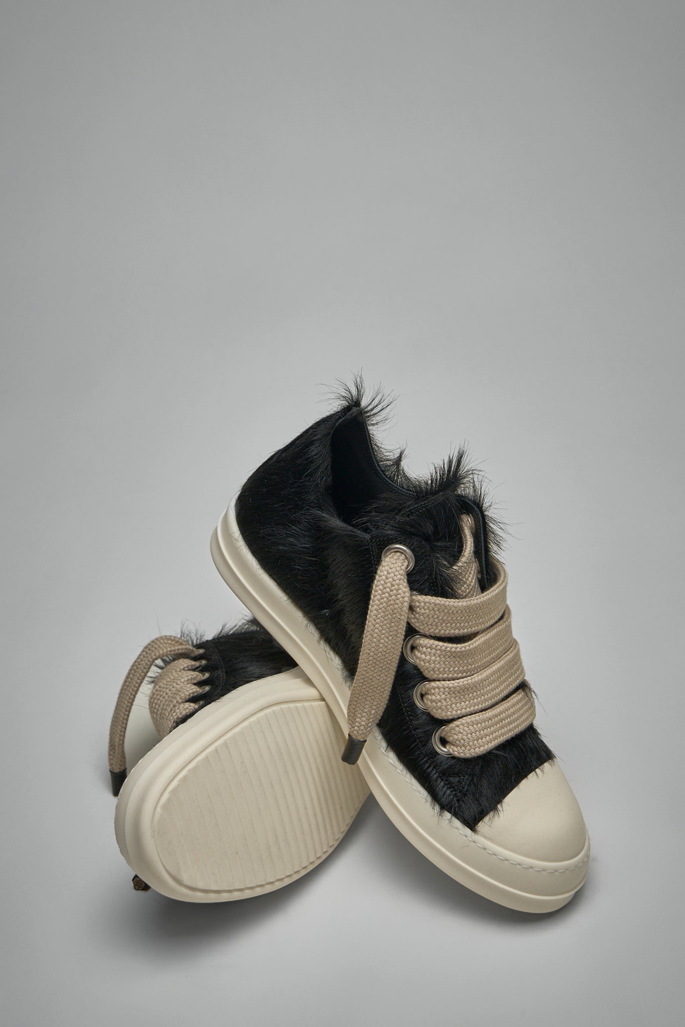 Jumbolace Low Sneaks