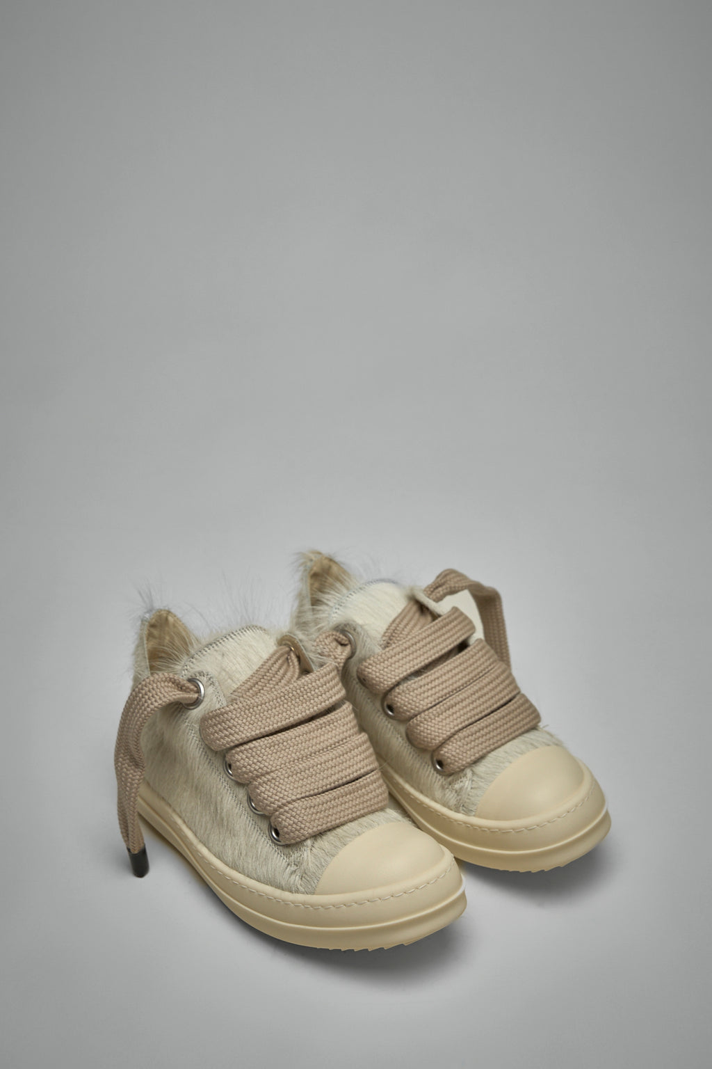 Jumbolace Low Sneaks