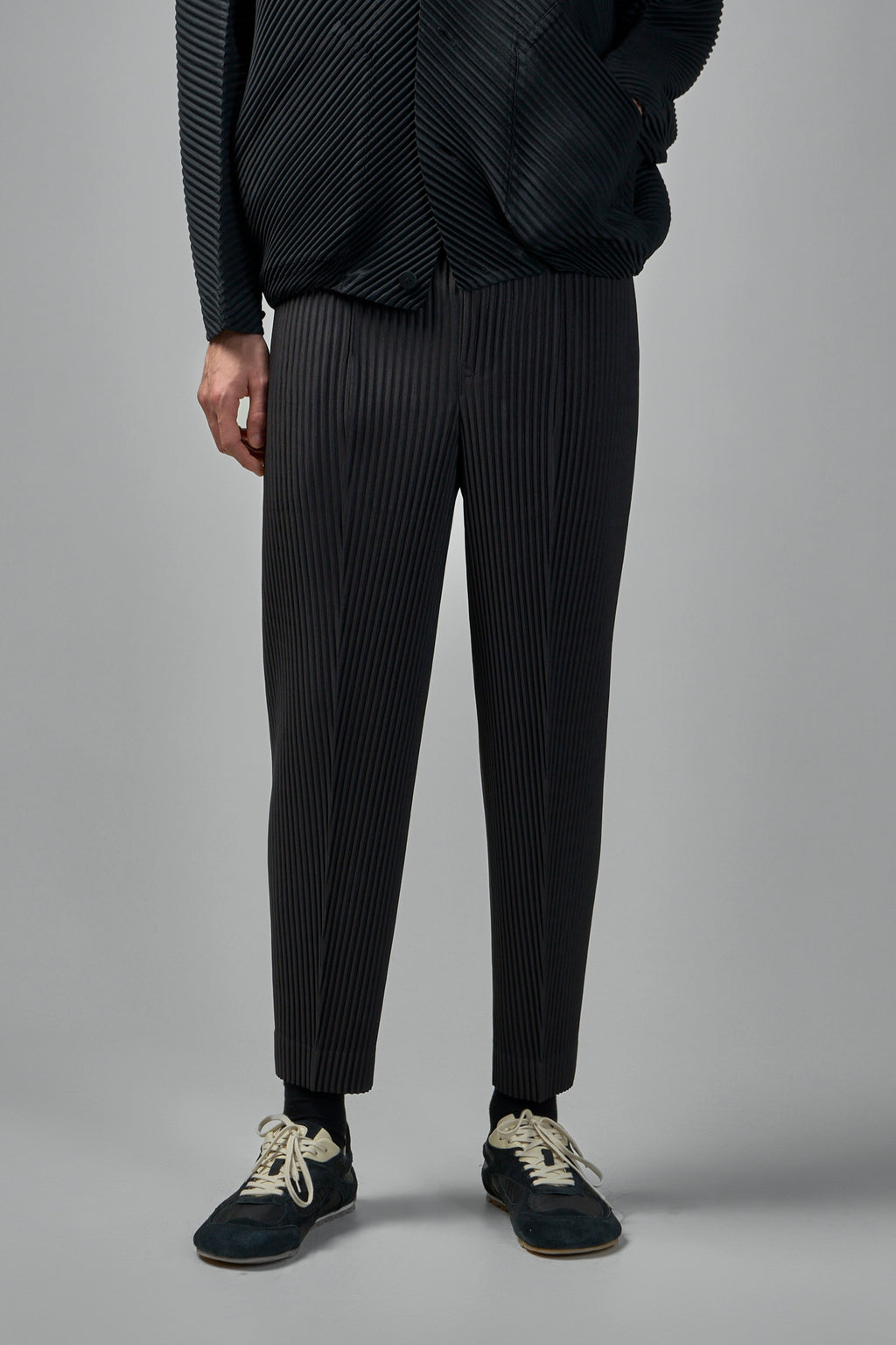 Compleat Trousers | coke grey