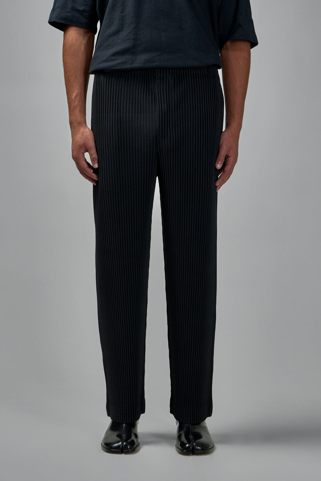 September Pleated Straight Pants