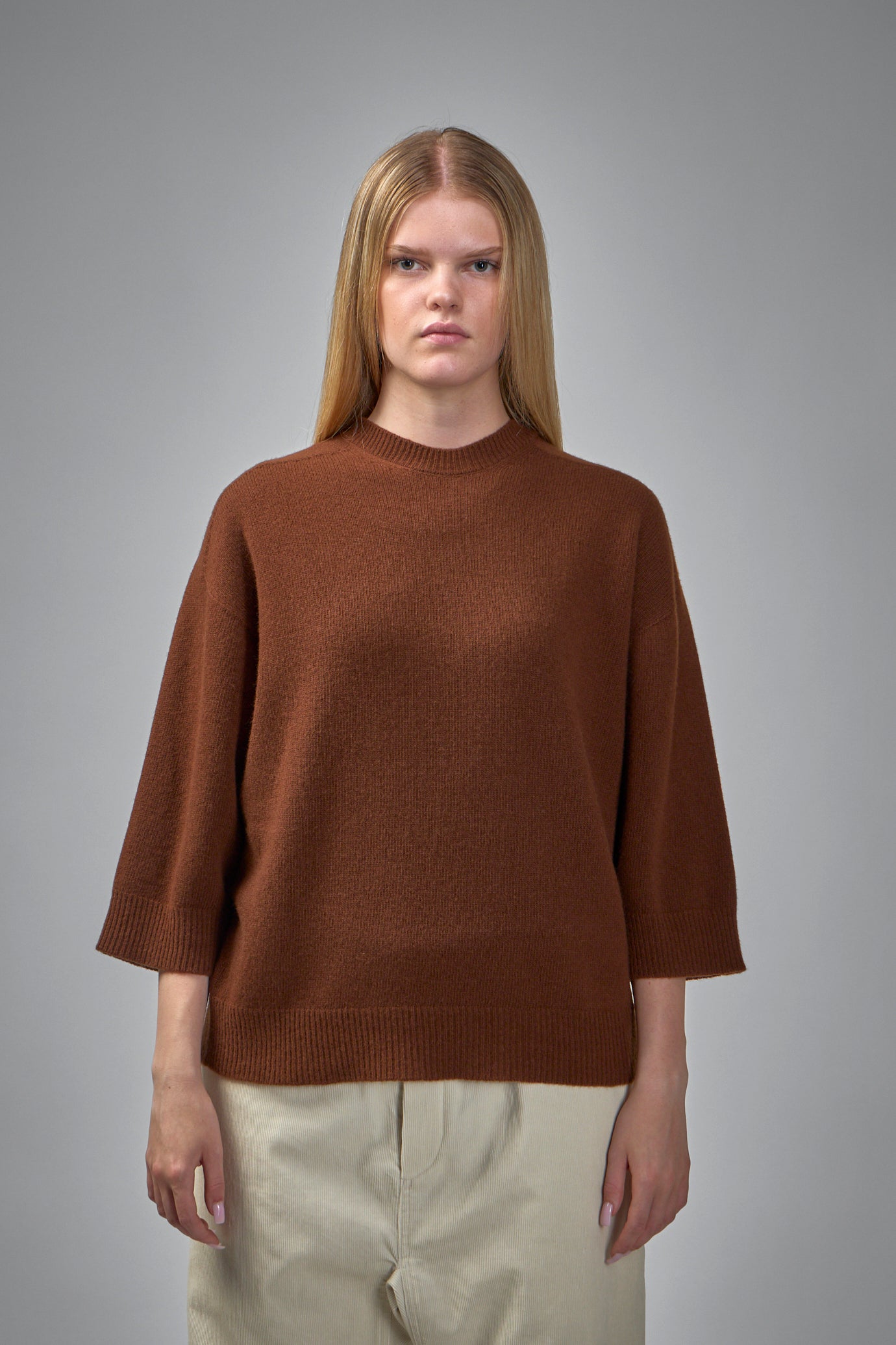 Mouse Seamless C-Neck 3/4 Sleeves Knit