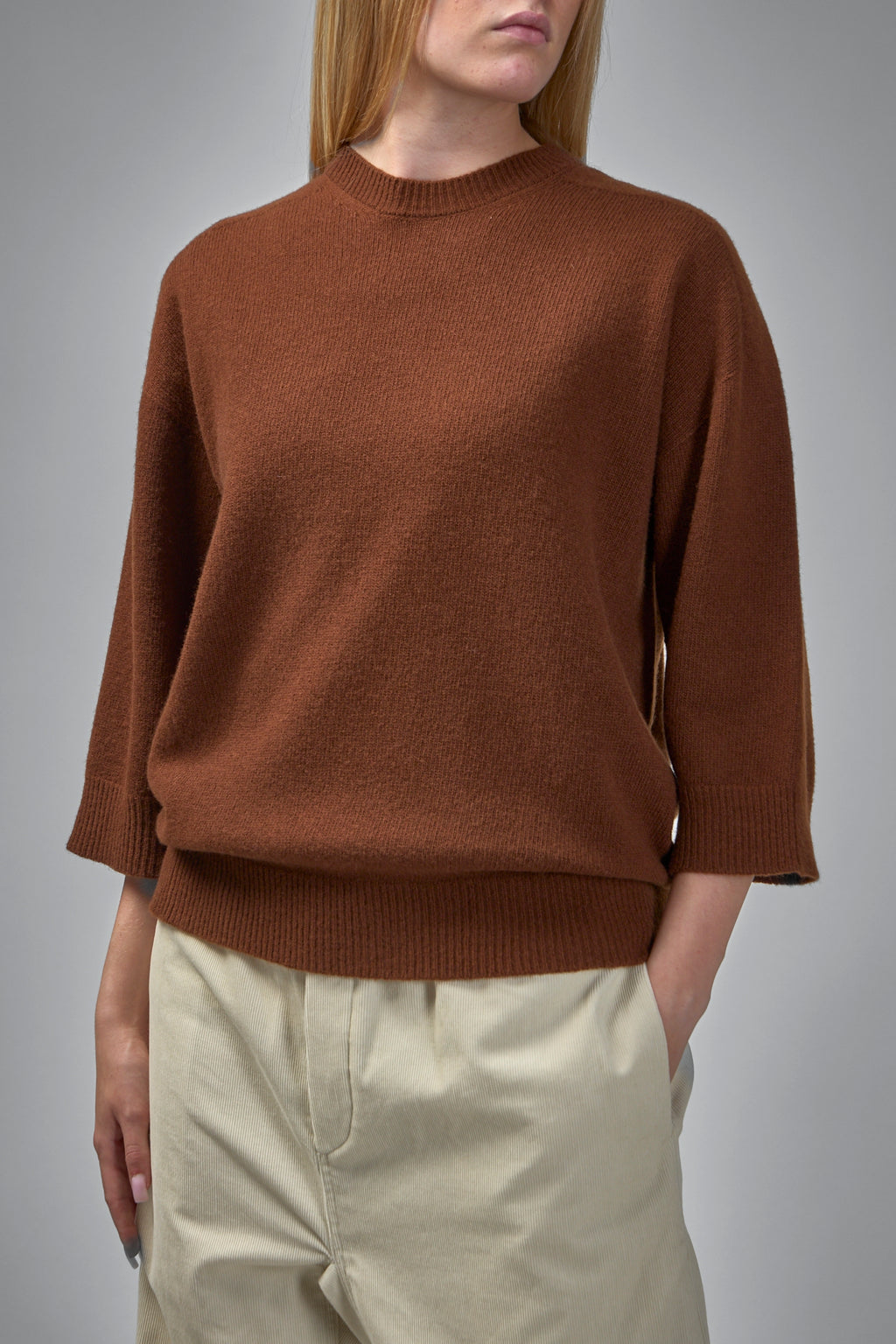 Mouse Seamless C-Neck 3/4 Sleeves Knit