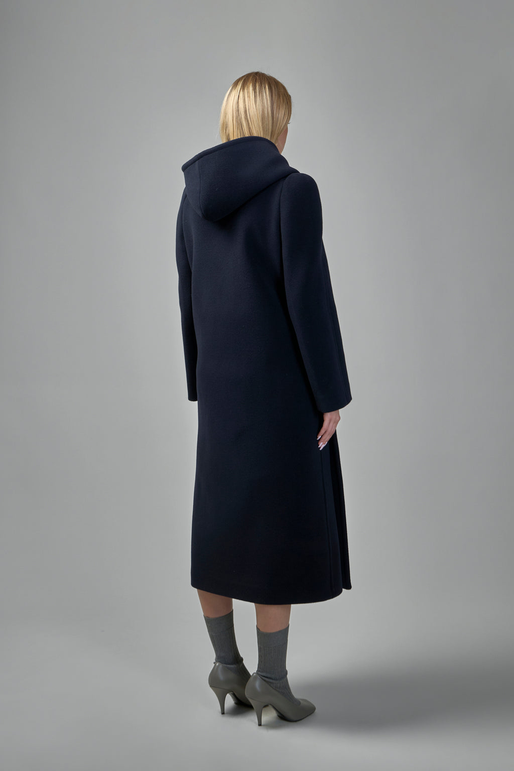 Curved Coat Wool