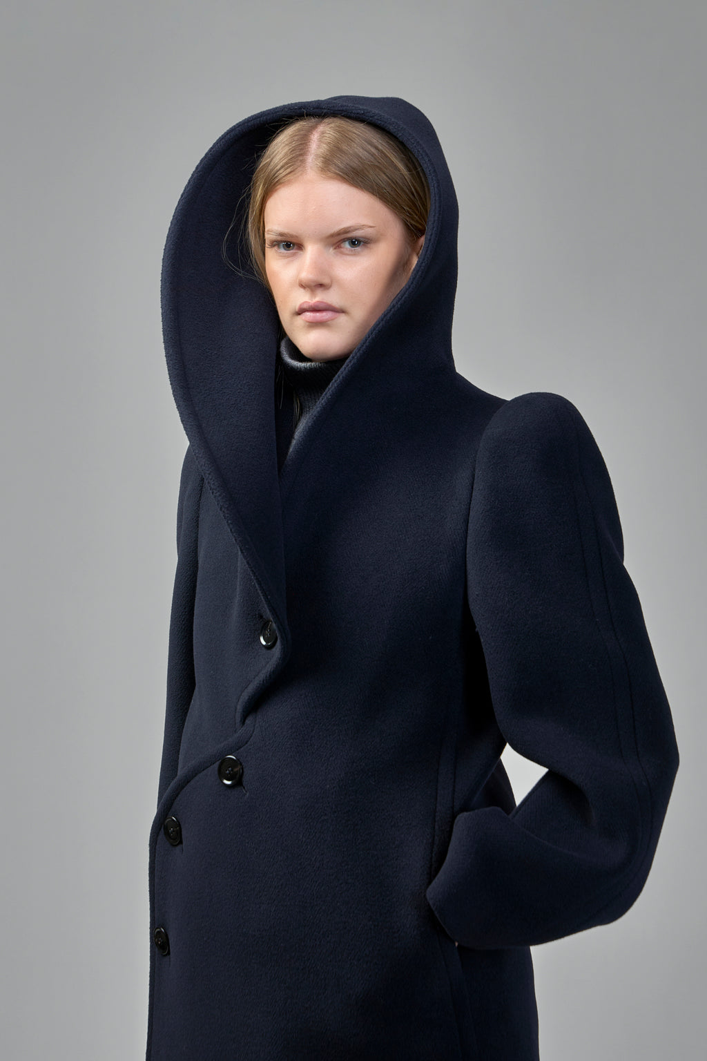 Curved Coat Wool