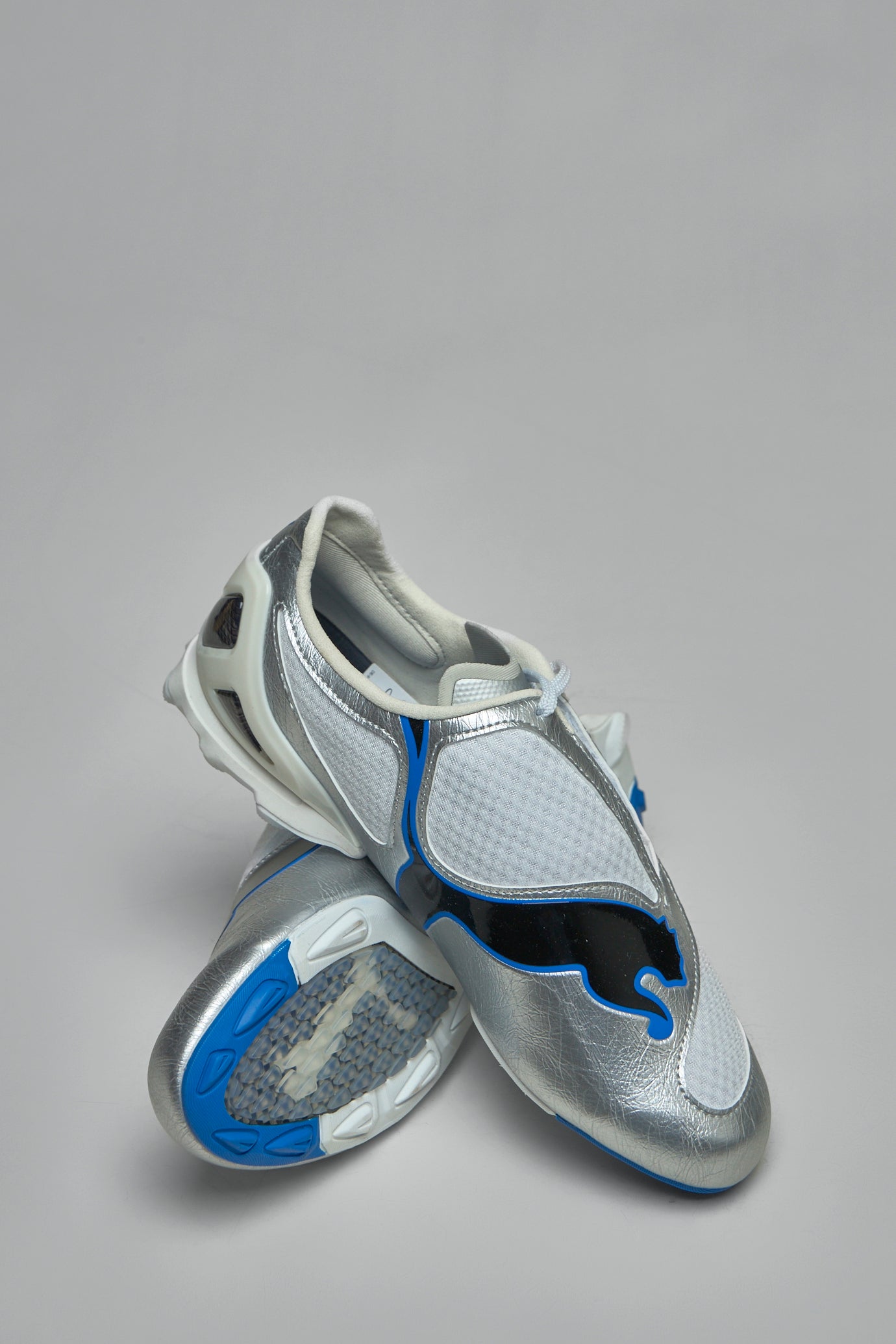 V-S1 Metallic Sneakers