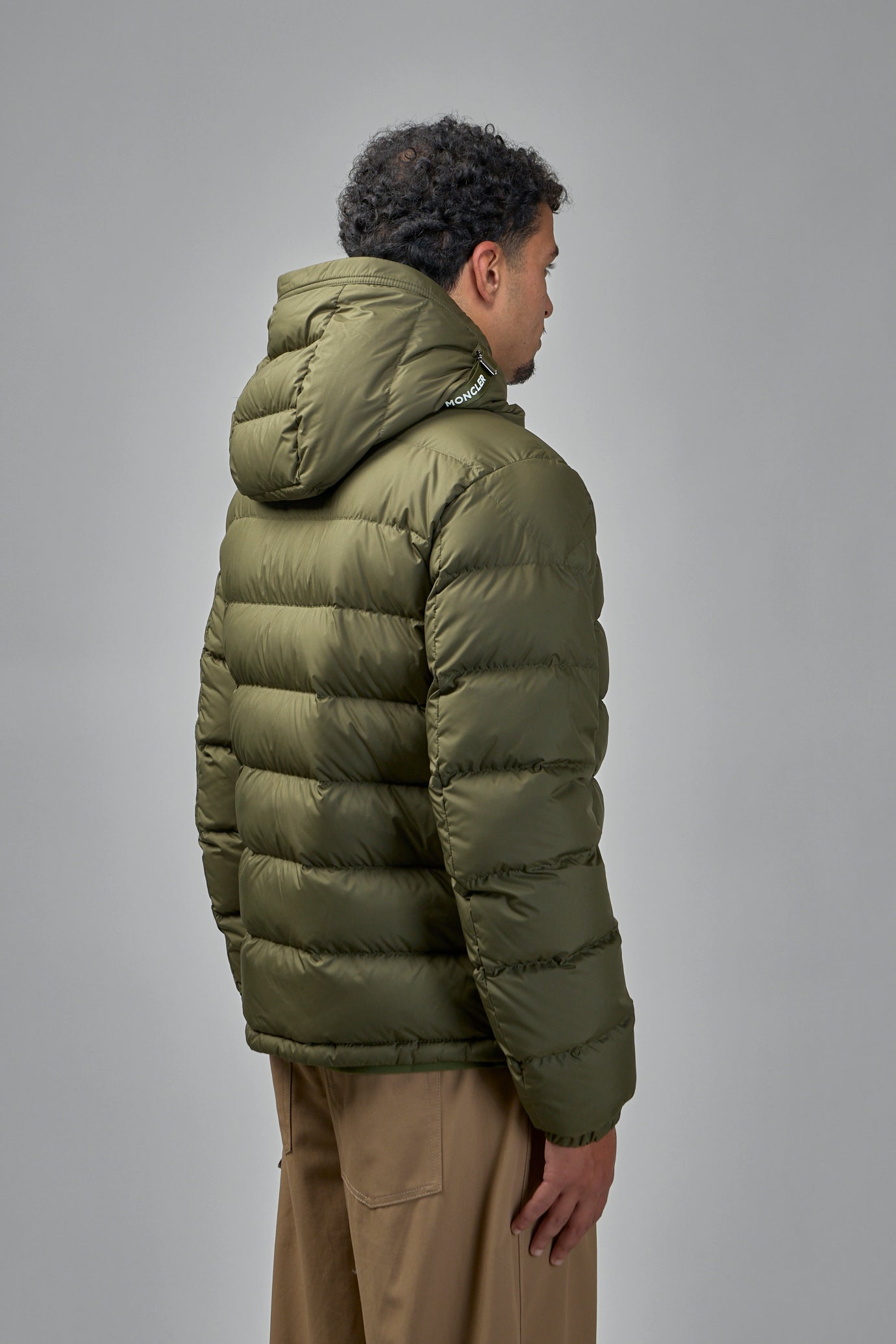Laveraet Hooded Short Down Jacket