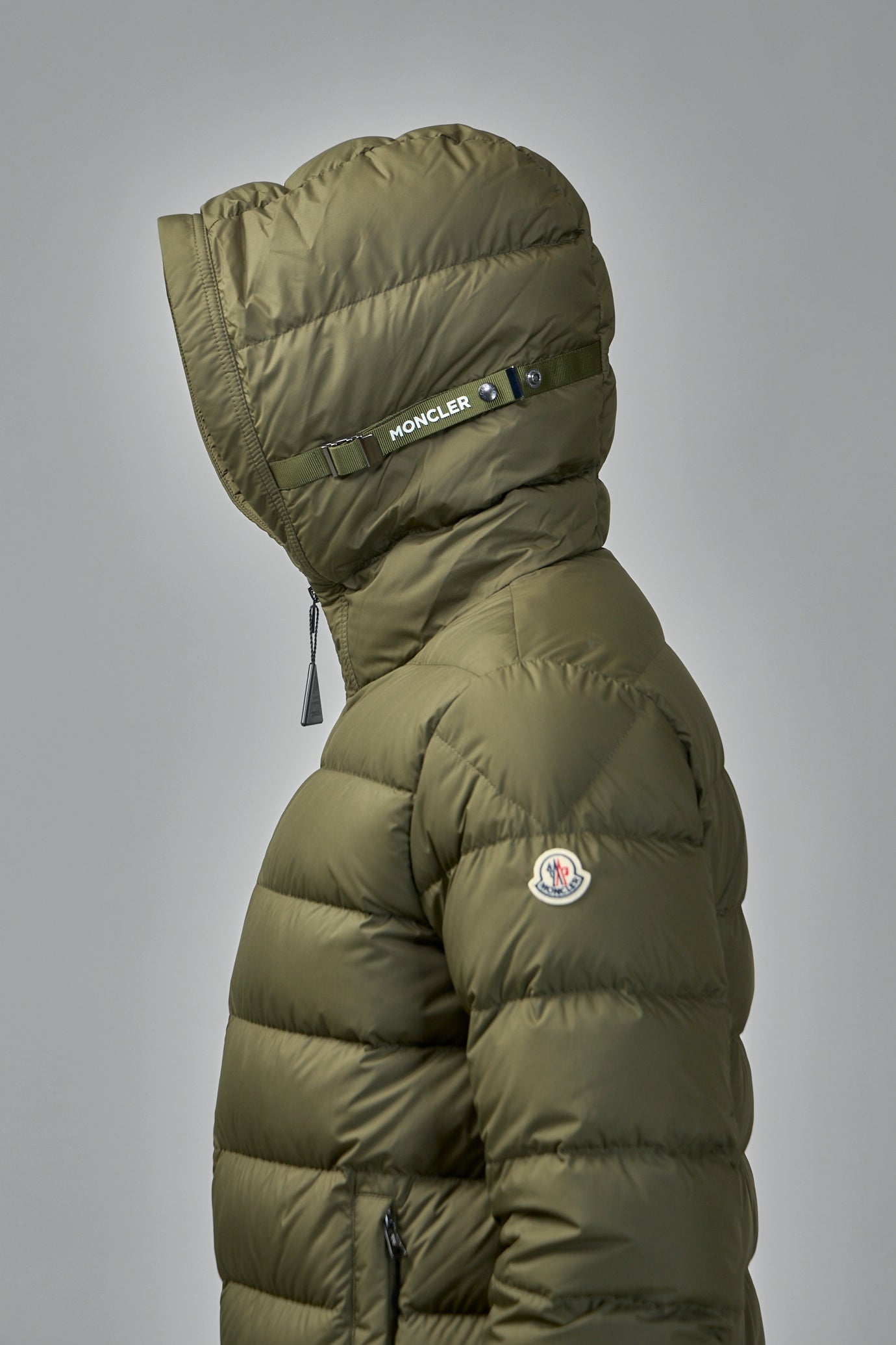 Laveraet Hooded Short Down Jacket