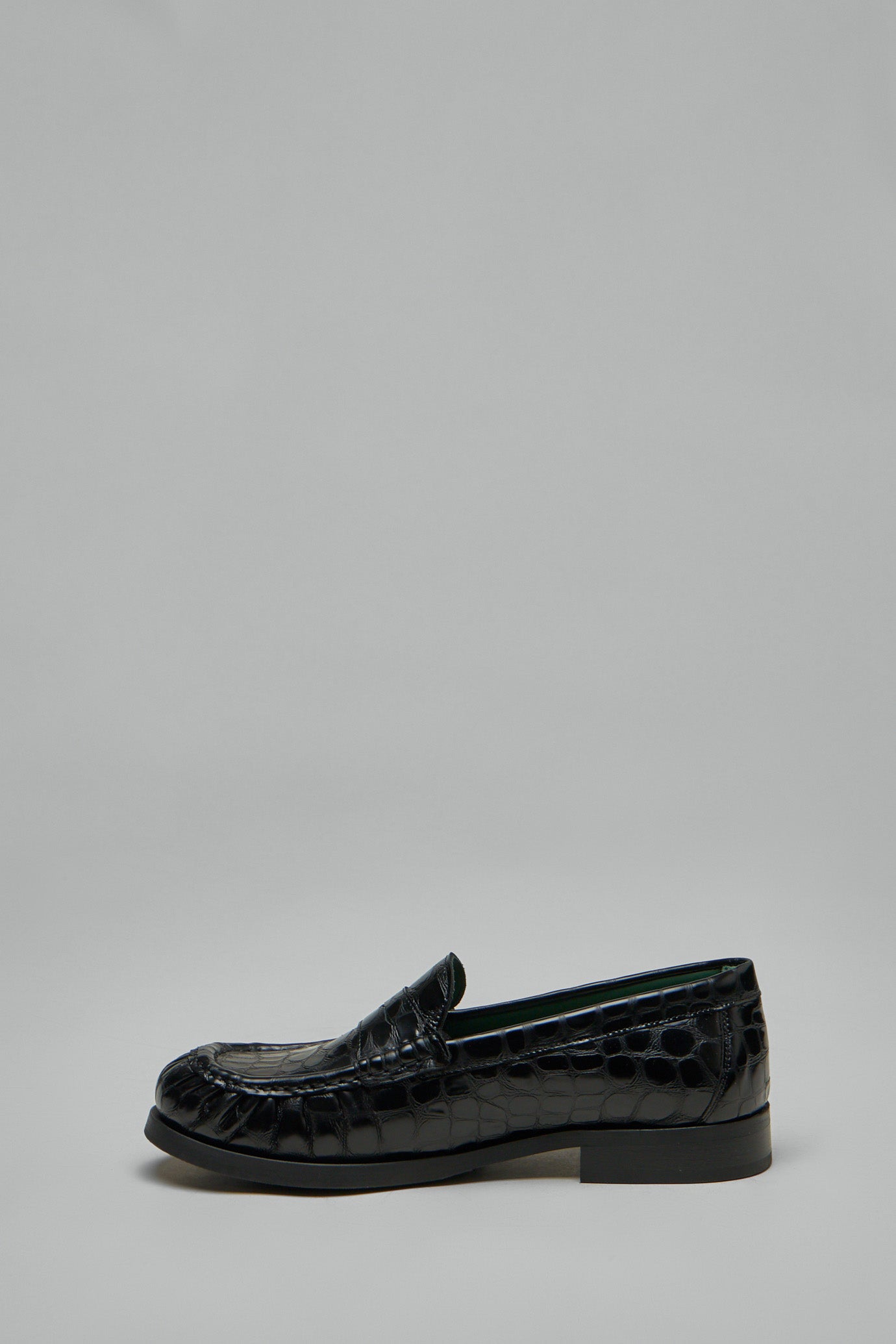 Ogee Loafer Croco Embossed