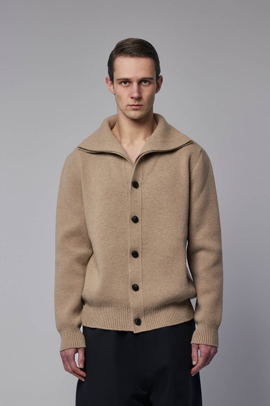 Compact Wool Cardigan Sparrow