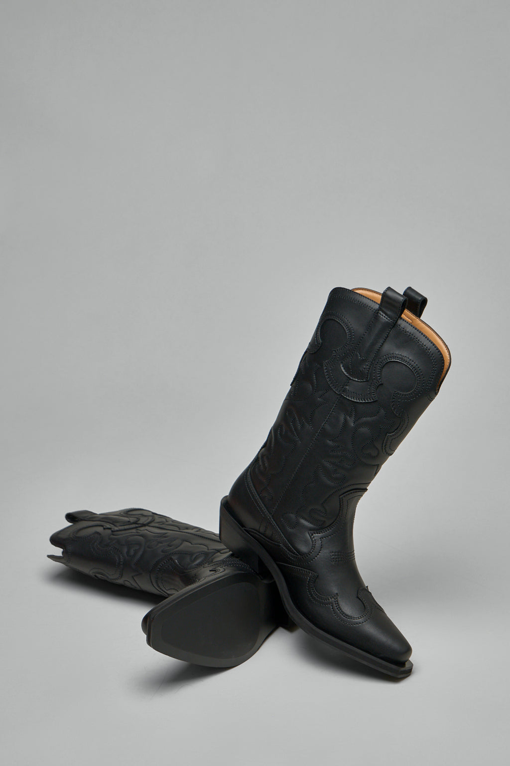 Mid Shaft Embroidered Western Boots