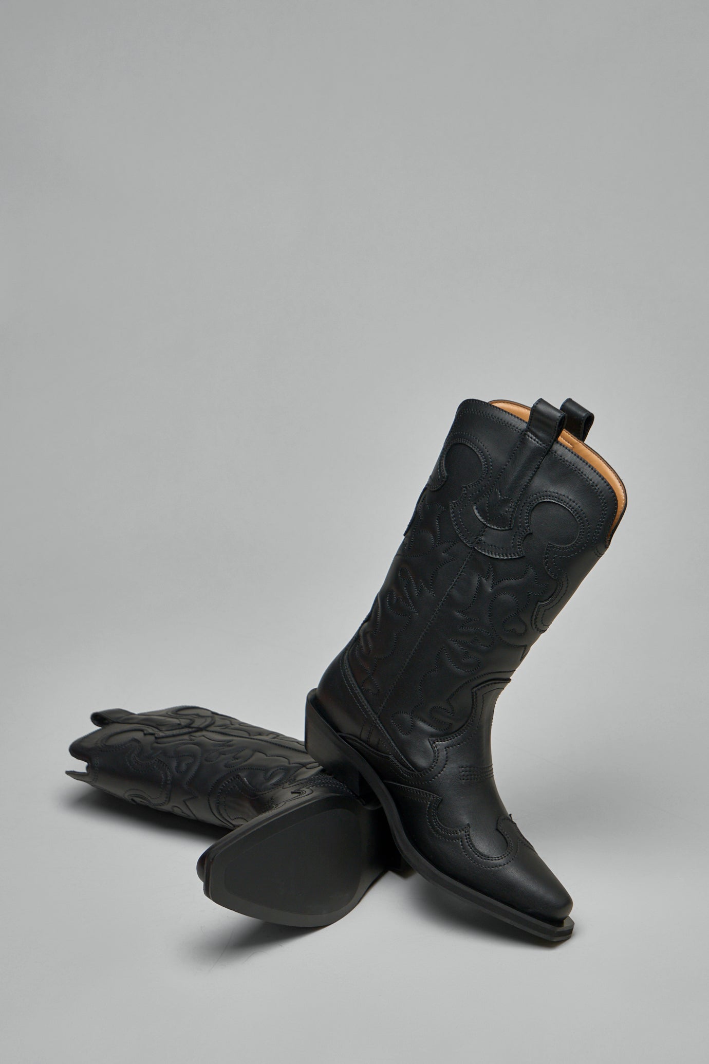 Mid Shaft Embroidered Western Boots