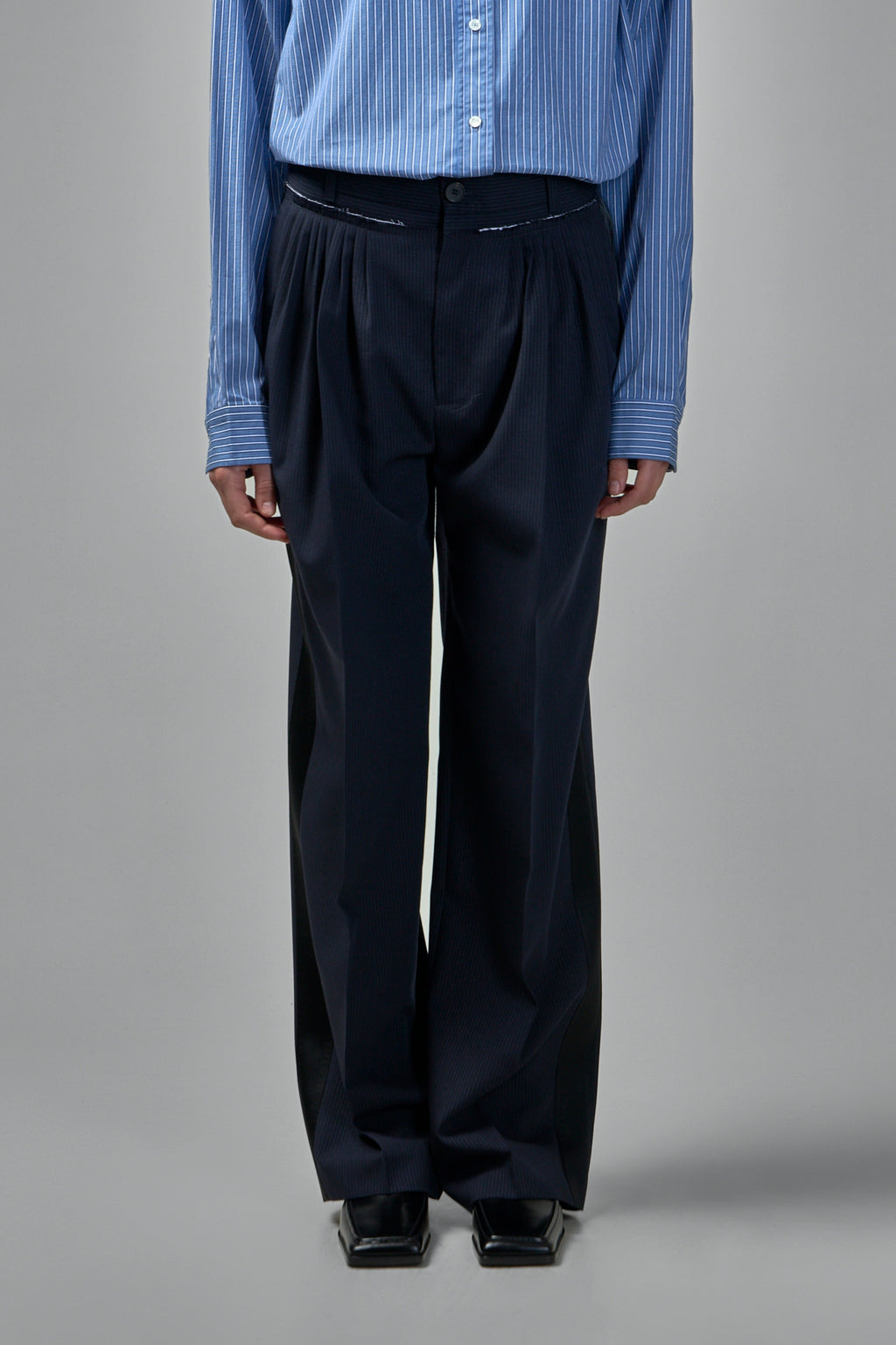 Jump Pinstripe Pleat Pants