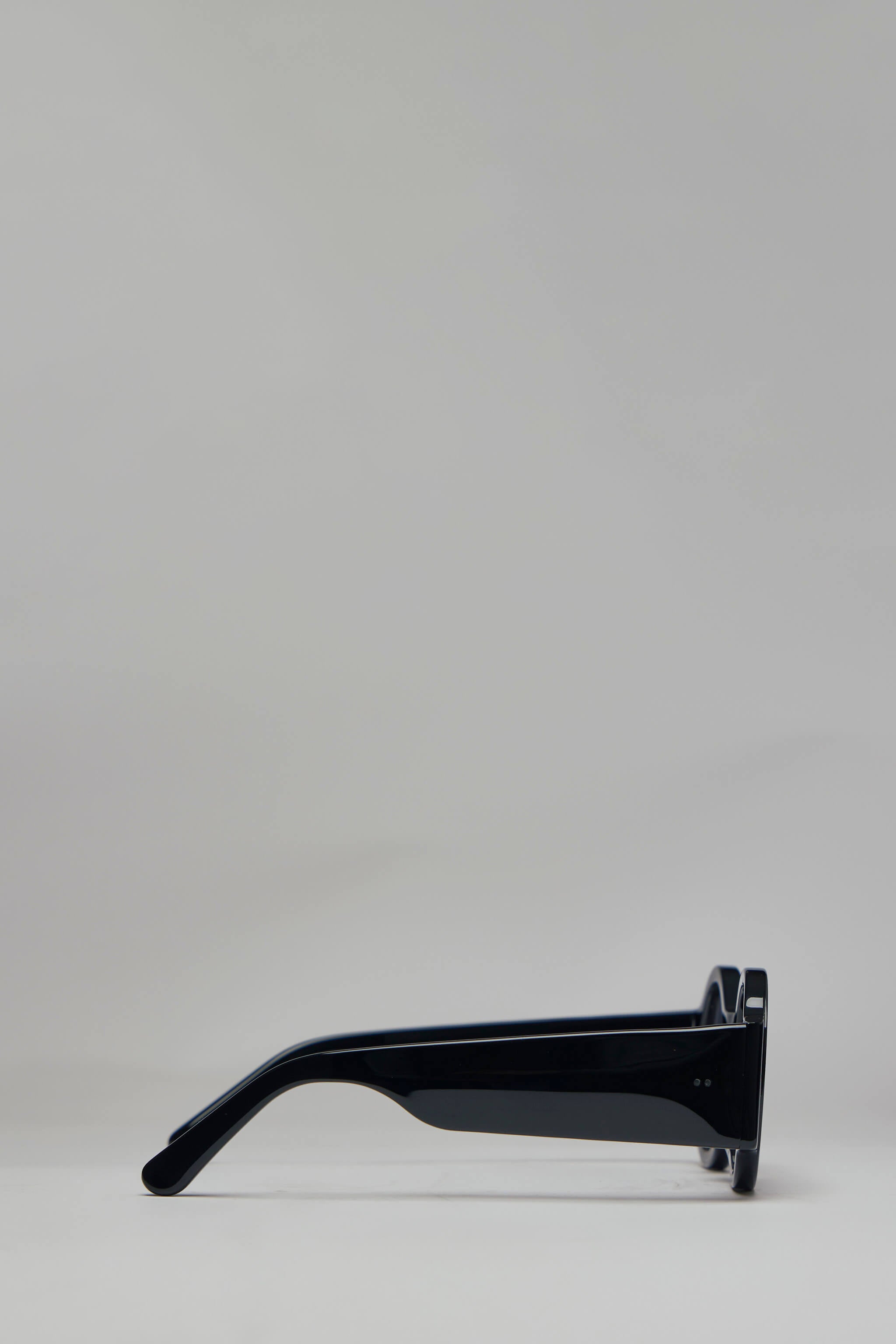 DVN M Sunglasses