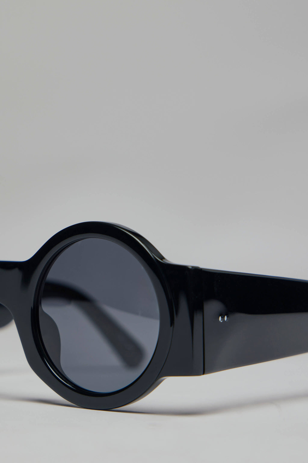 DVN M Sunglasses