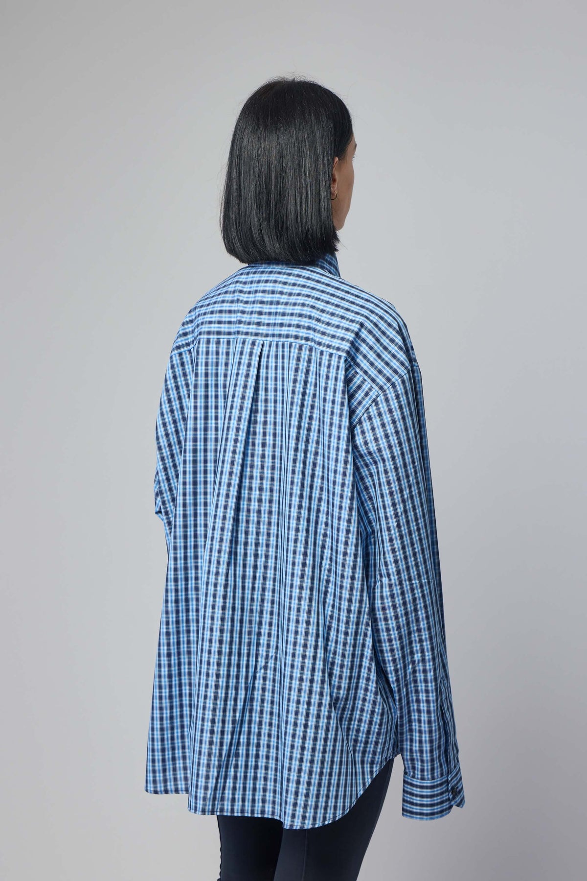 women - Full outfit styling with Vetements Tie Classic Shirt, view 13