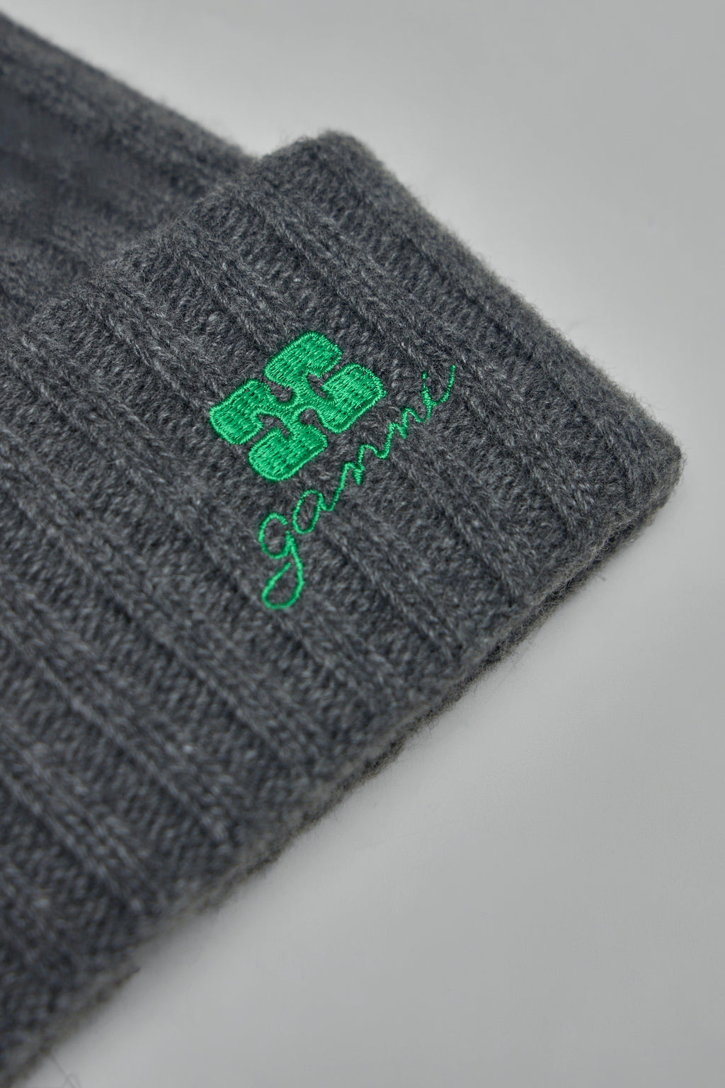 Core Future Wool Knit Bennie