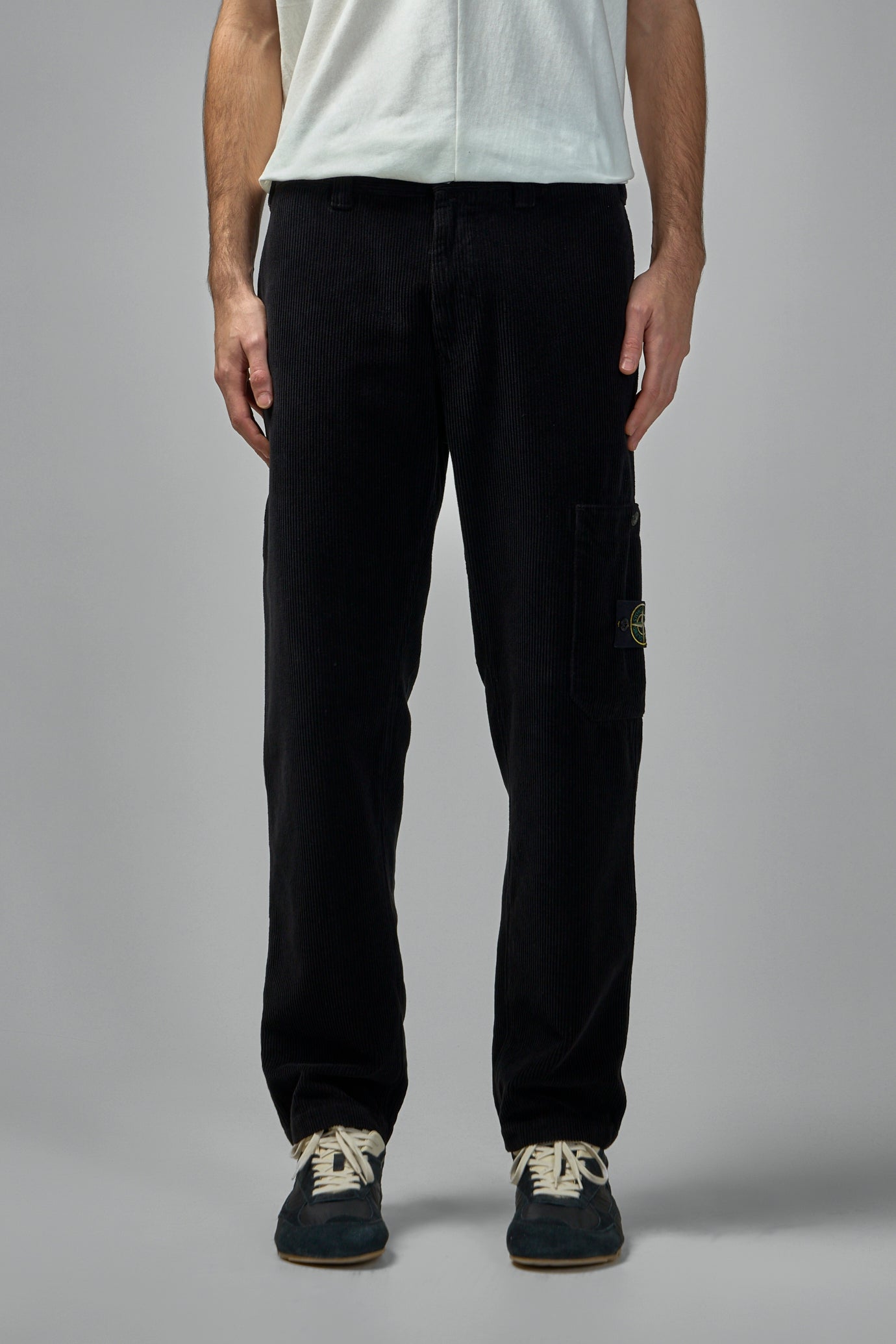 Regular Fit Trousers With Snap Fastened Pockets