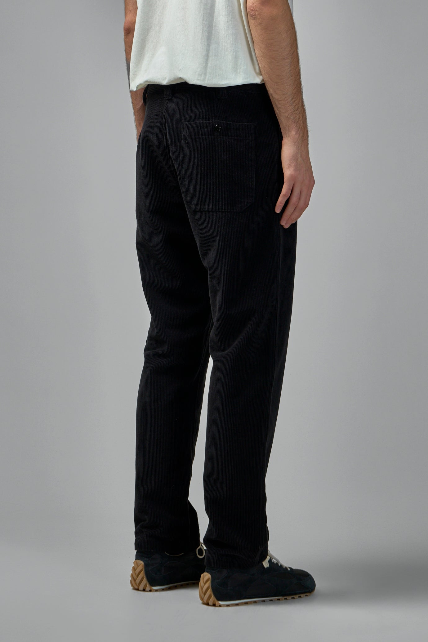 Regular Fit Trousers With Snap Fastened Pockets