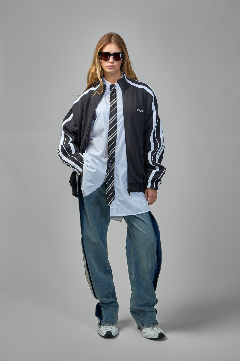 Tie Short-Sleeve Shirt