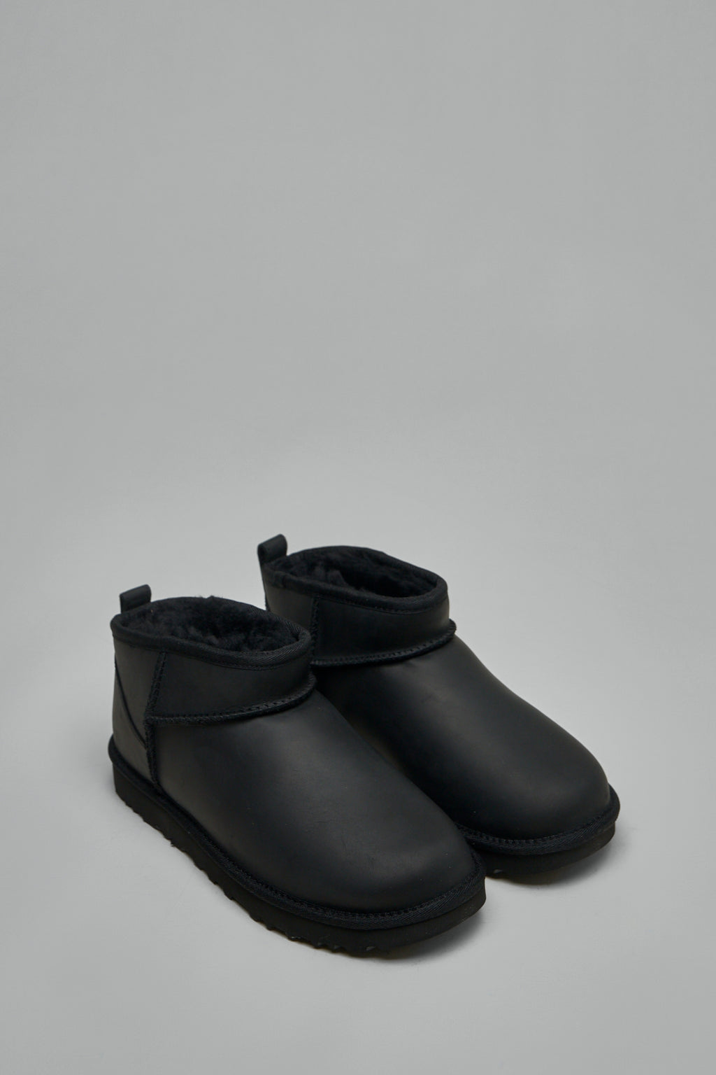 Classic Ultra Mini Leather Boot