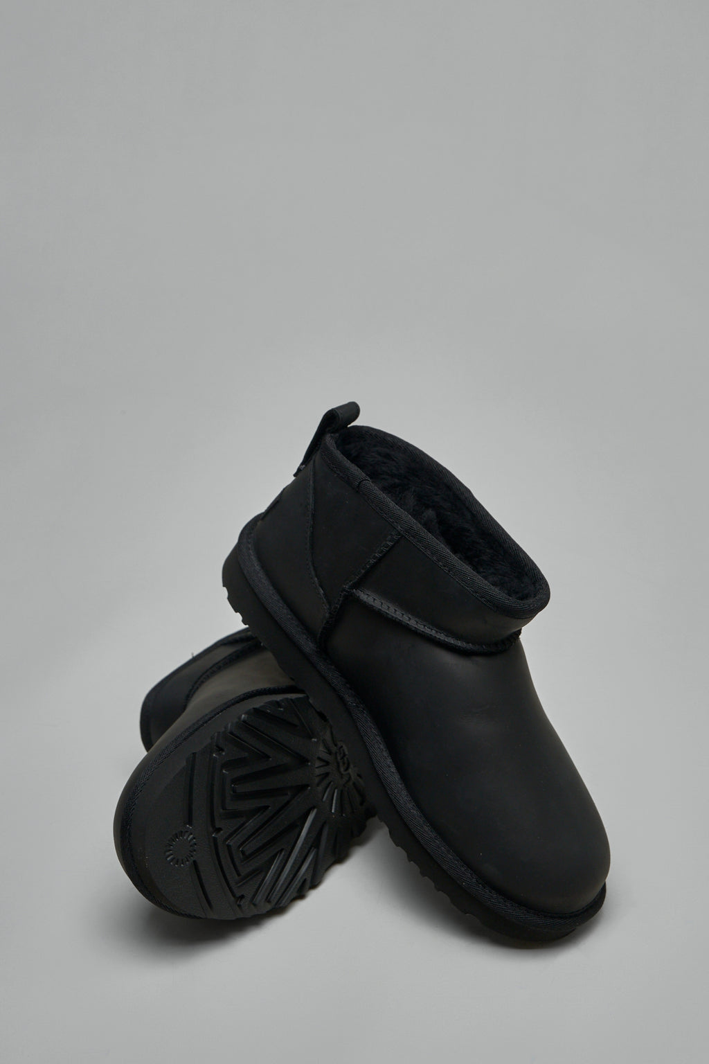 Classic Ultra Mini Leather Boot