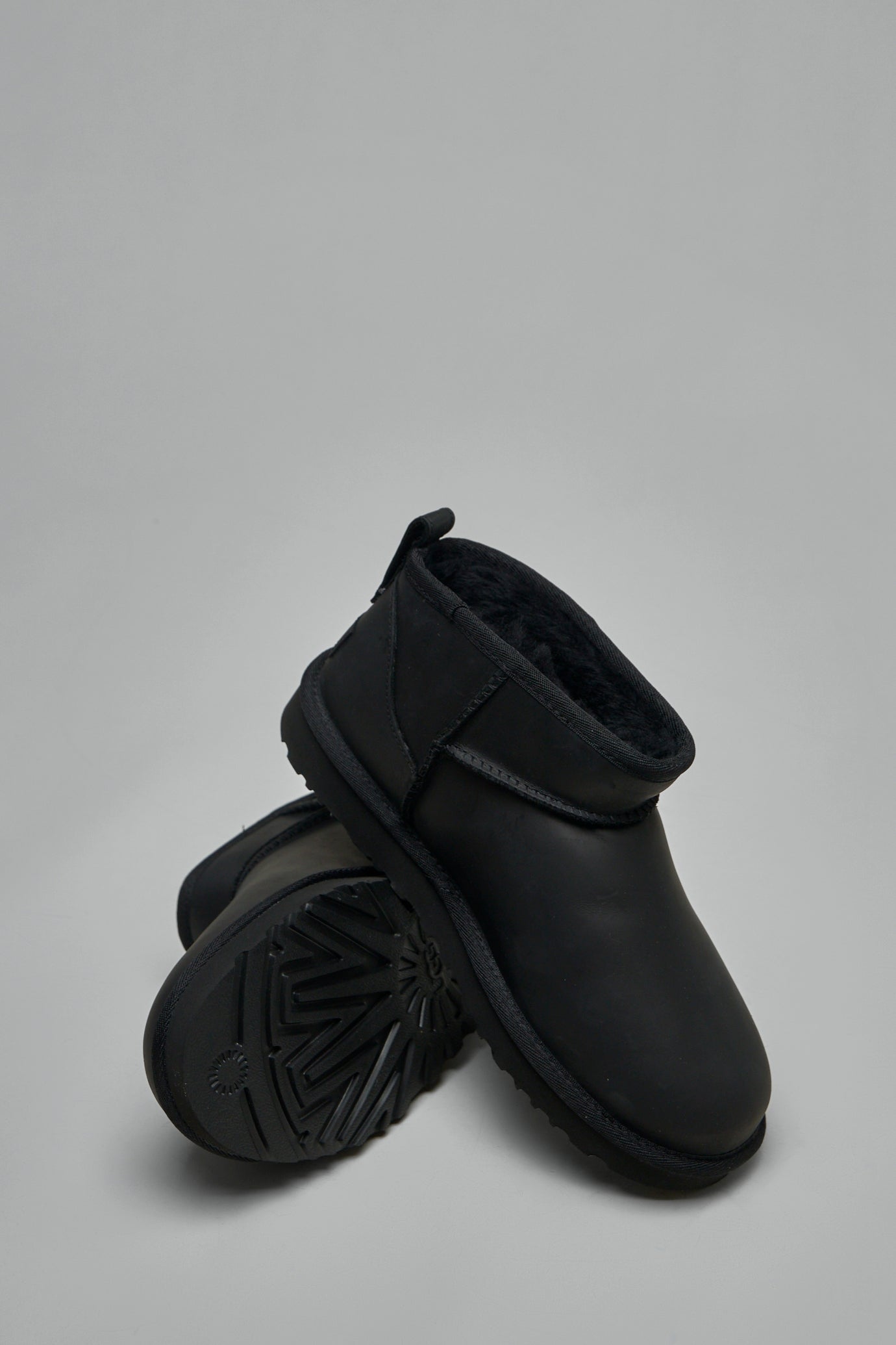 Classic Ultra Mini Leather Boot