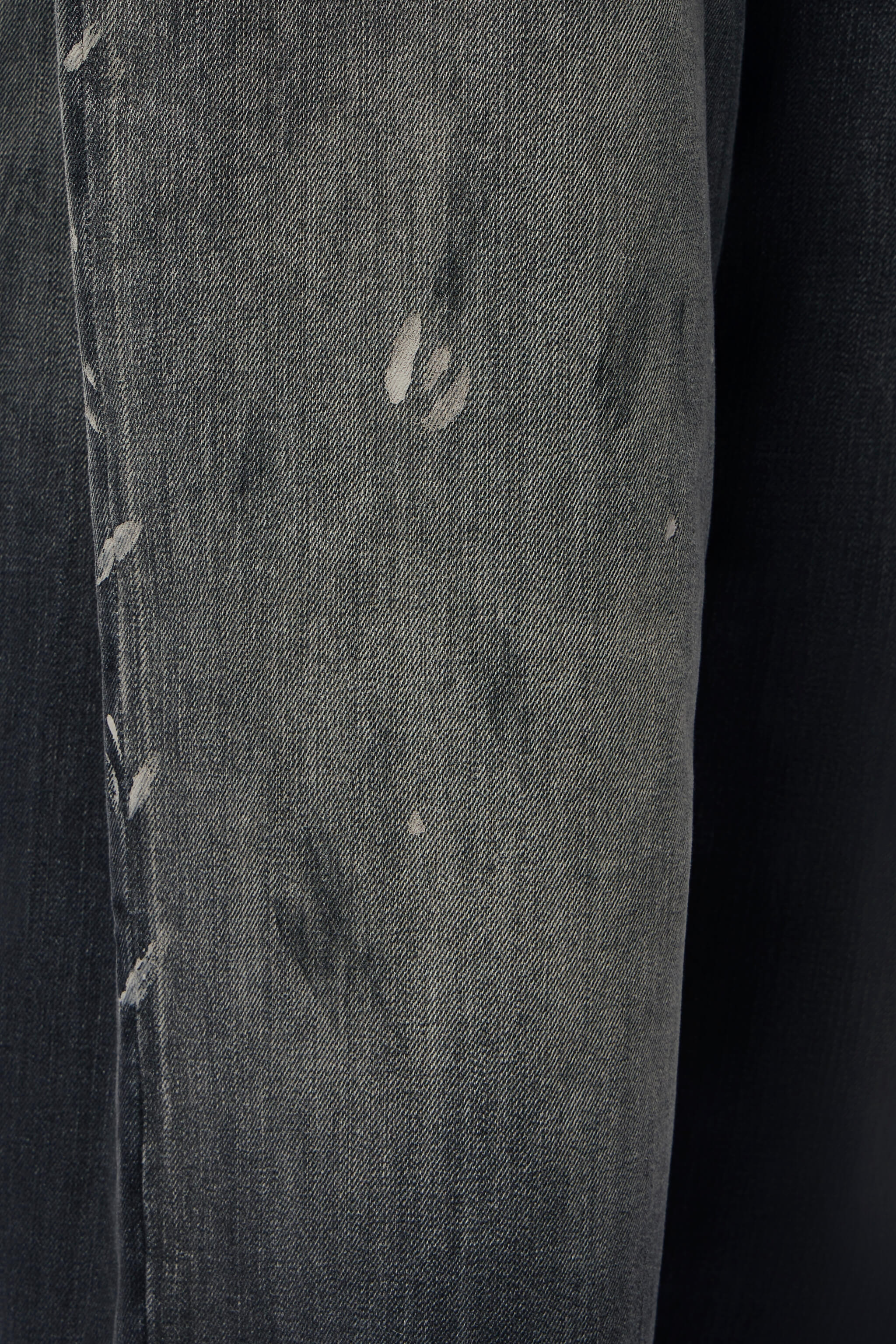 2023 U Black Trafalgar