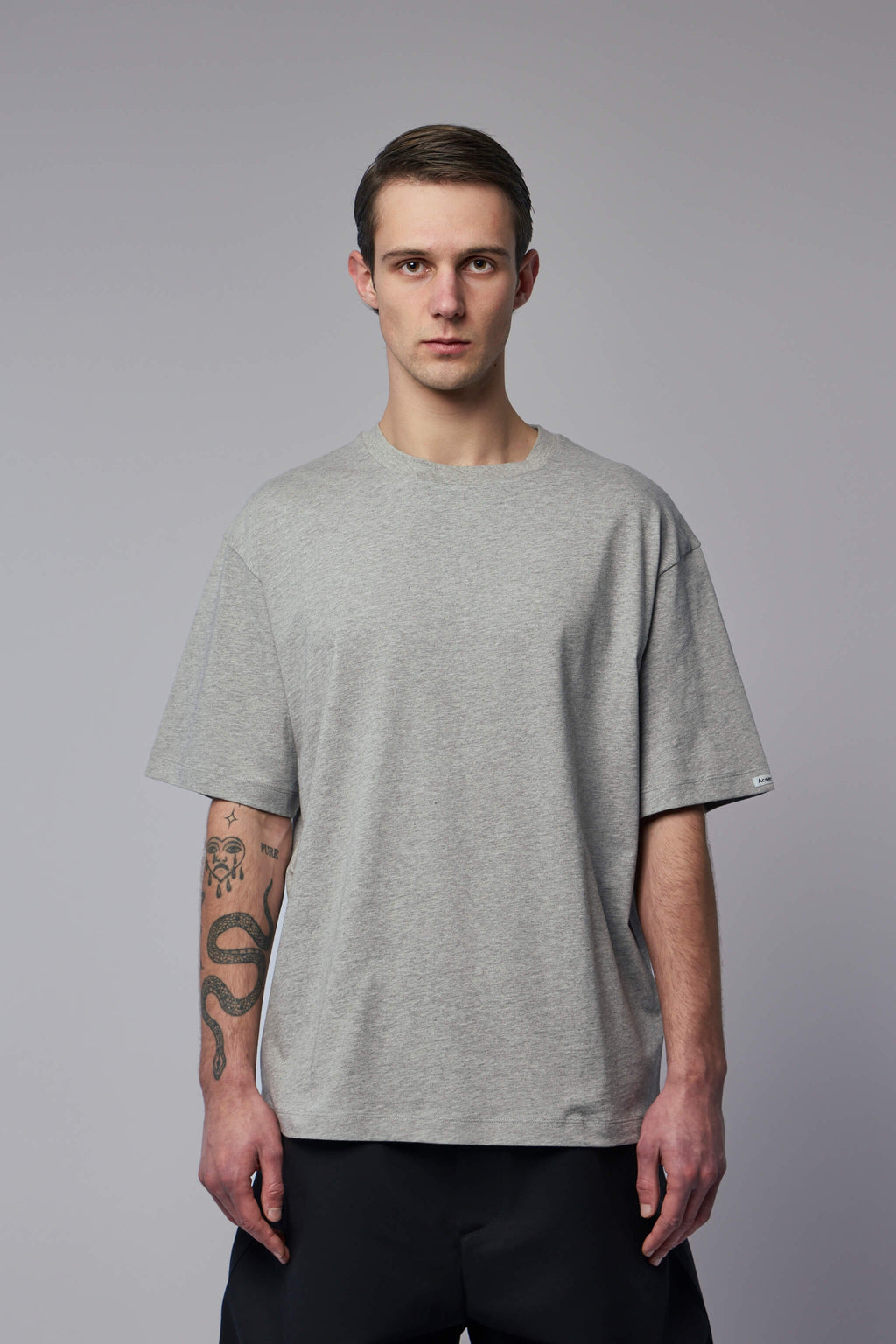 Logo T-shirt Relaxed Unisex Fit