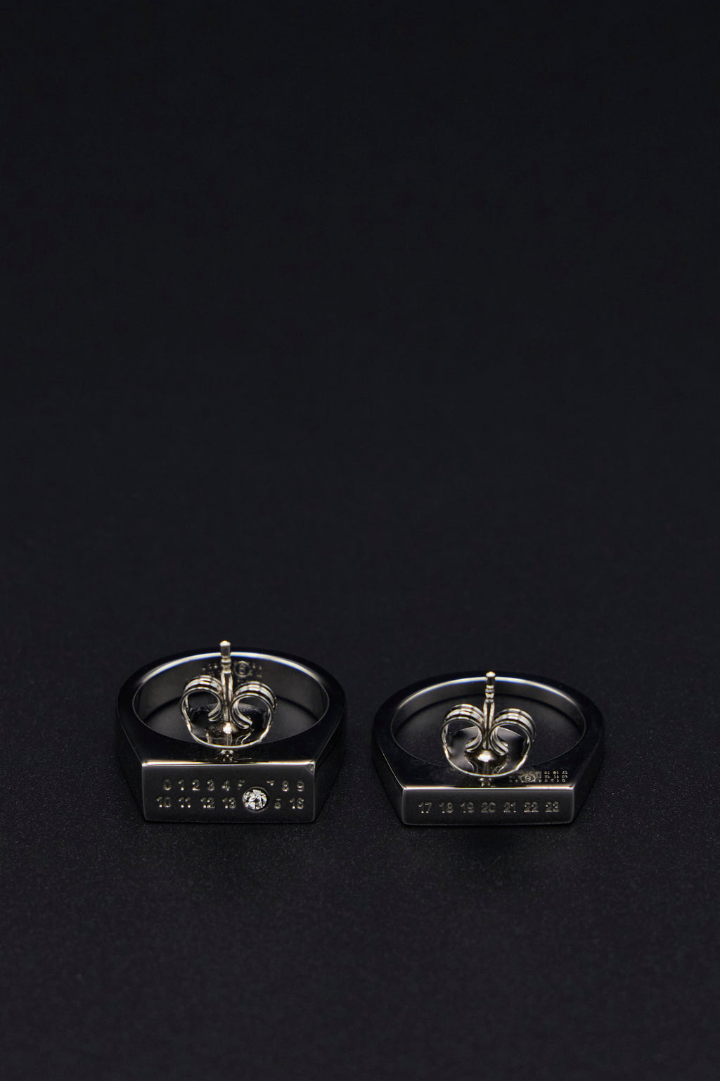 Polished Flat Top Chevalier Earrings