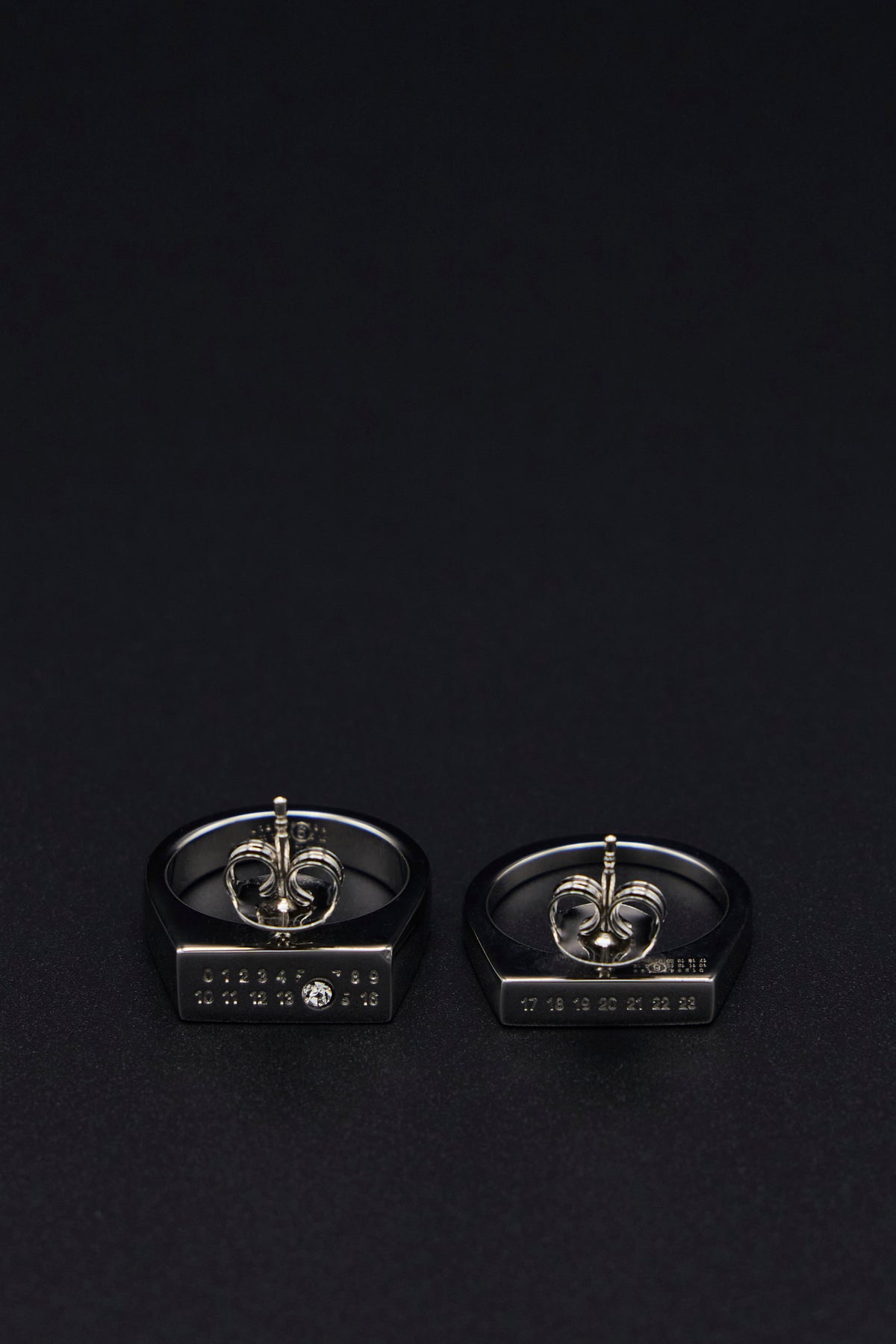 Polished Flat Top Chevalier Earrings