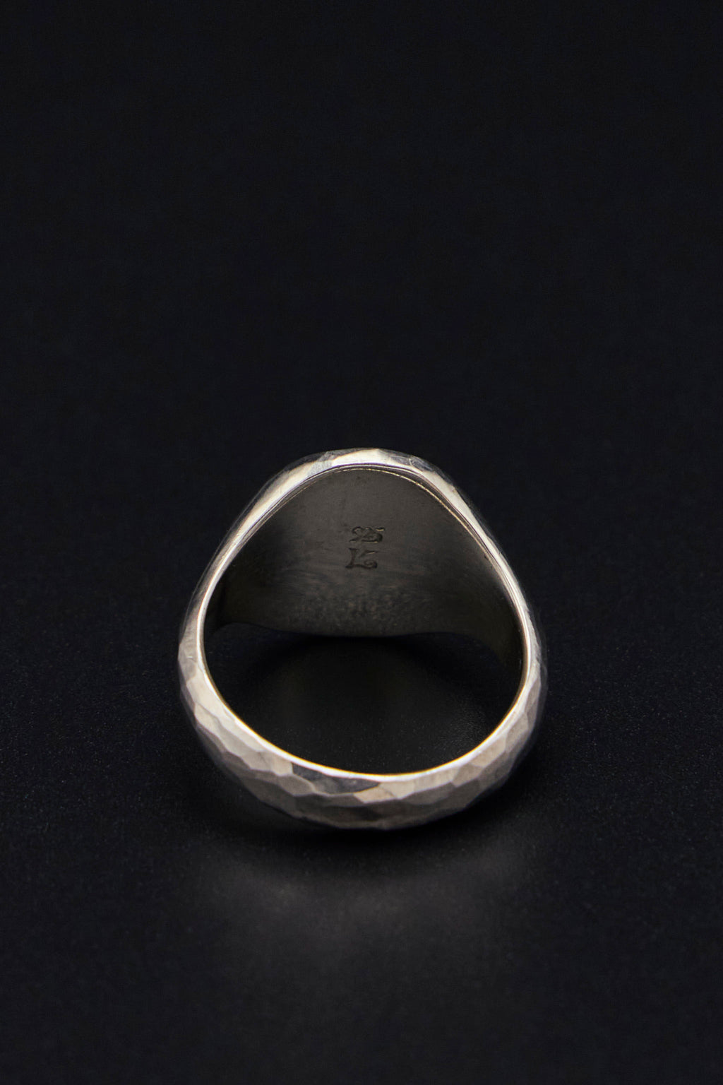 Signet Ring Oval Hammered