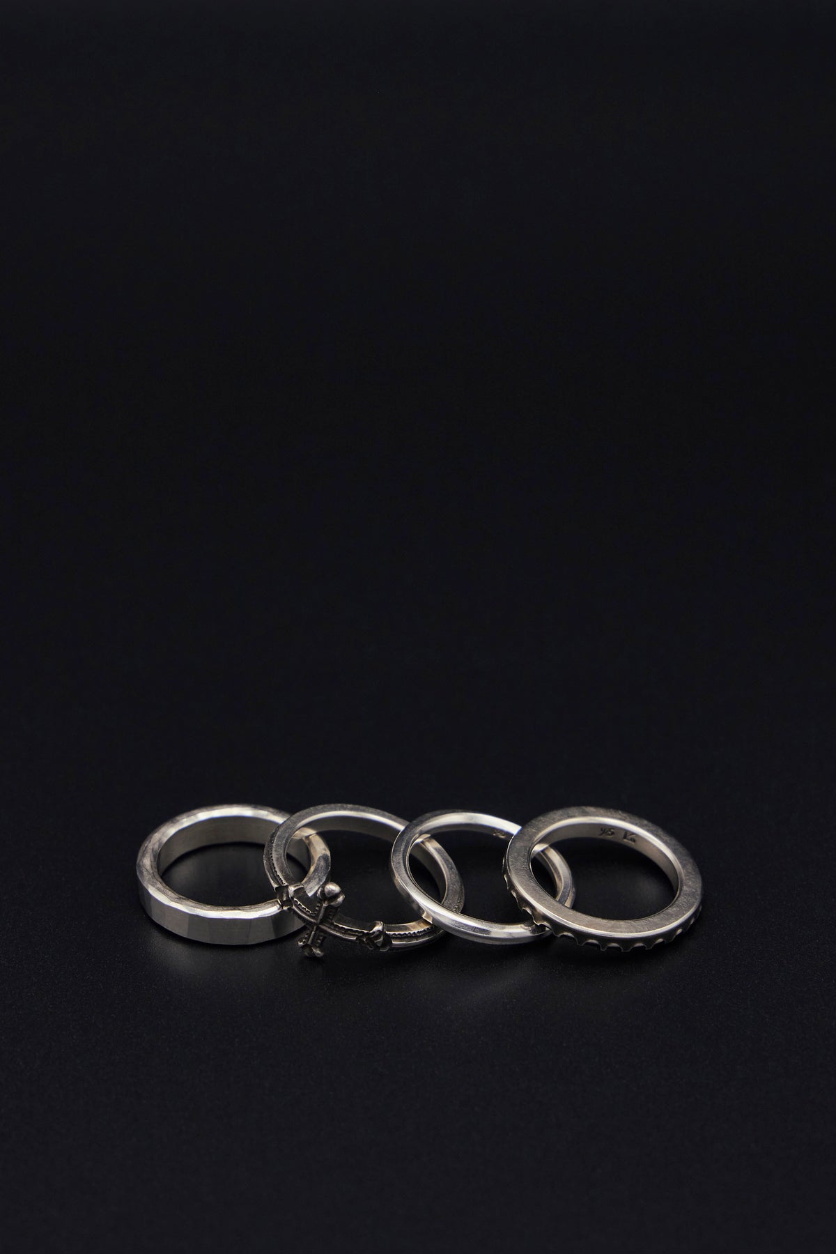 4 Ring Combination Cross