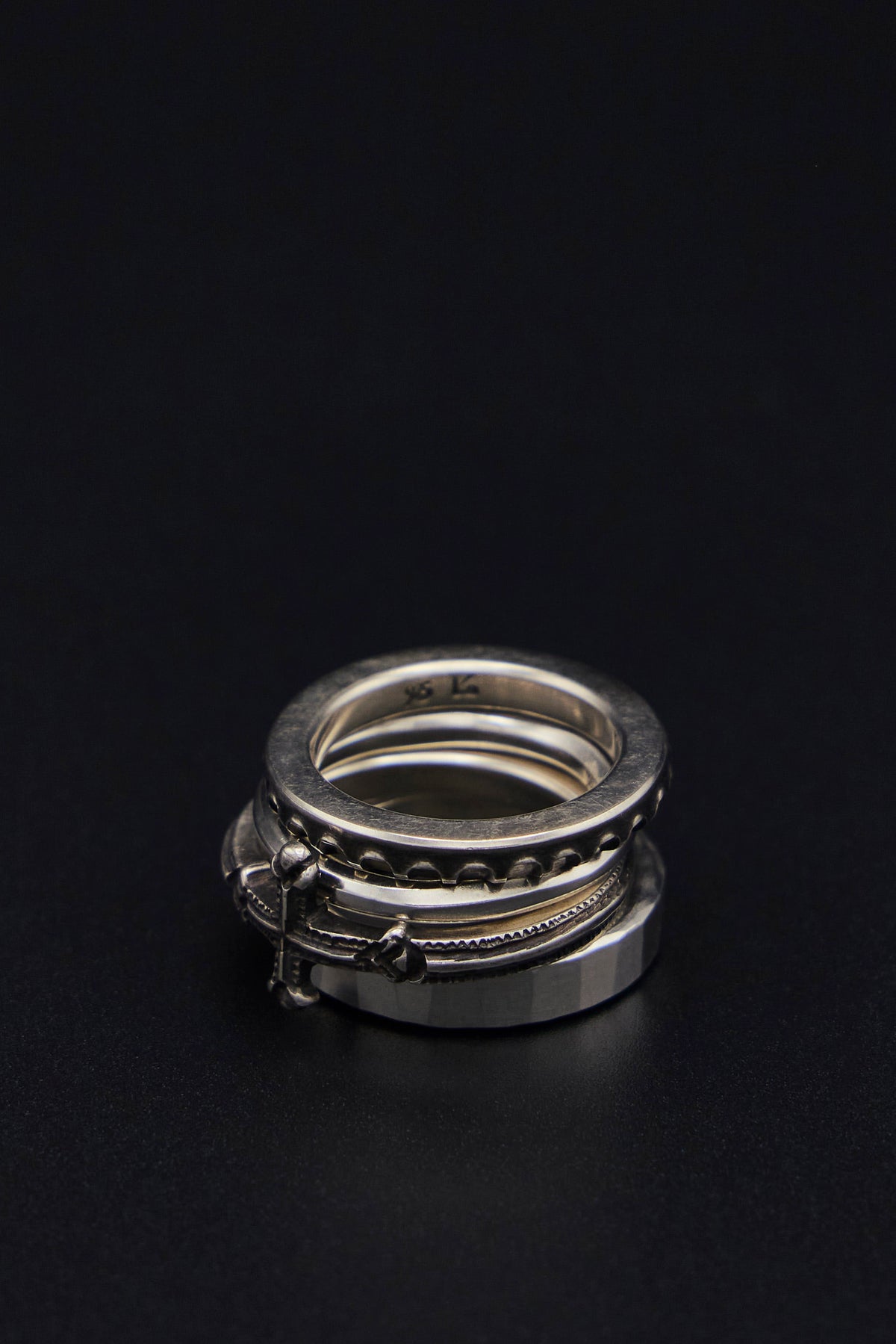 4 Ring Combination Cross