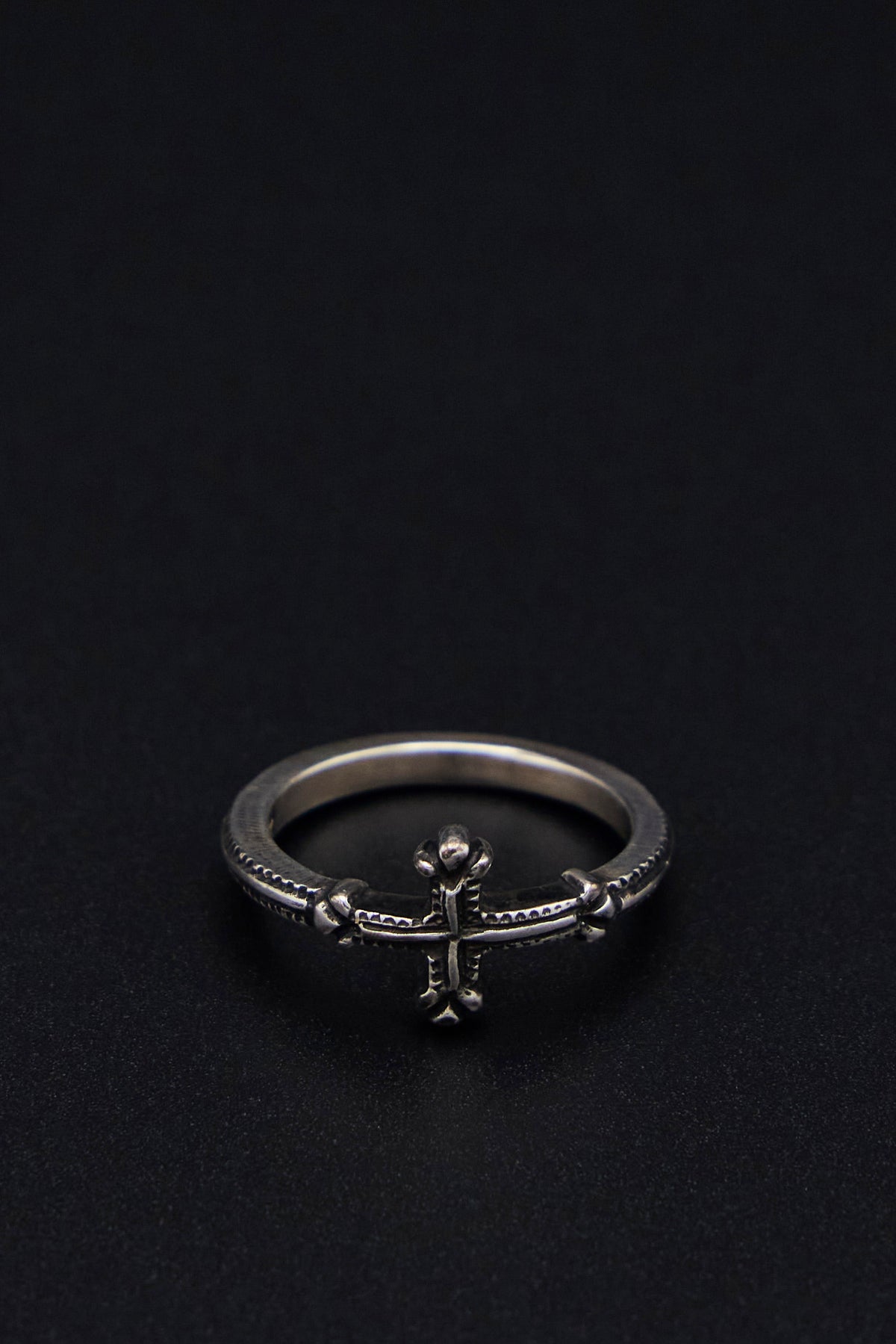 Ring Symbol Cross