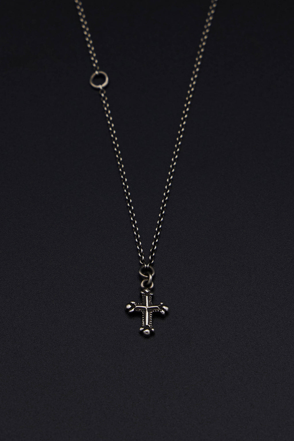 Chain Mini Cross