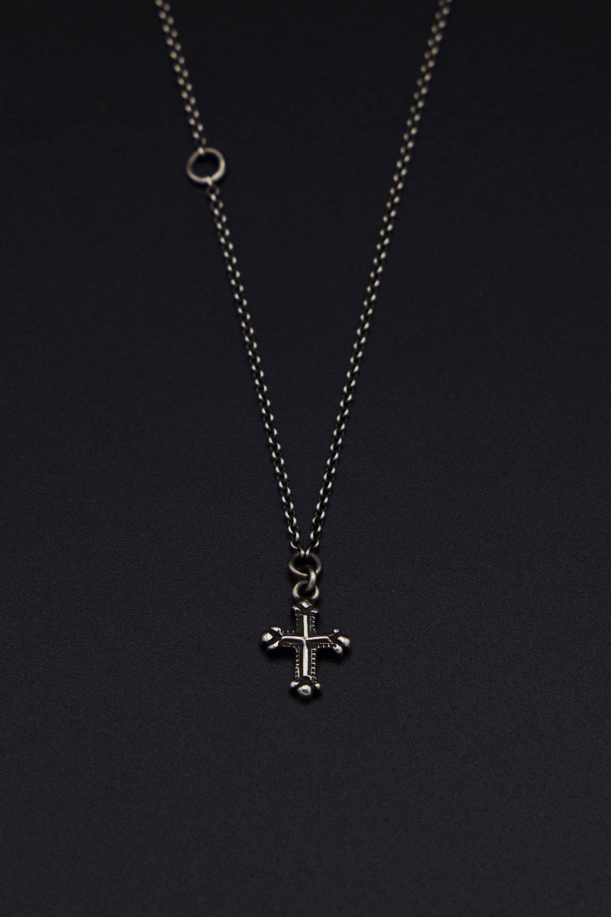 Chain Mini Cross