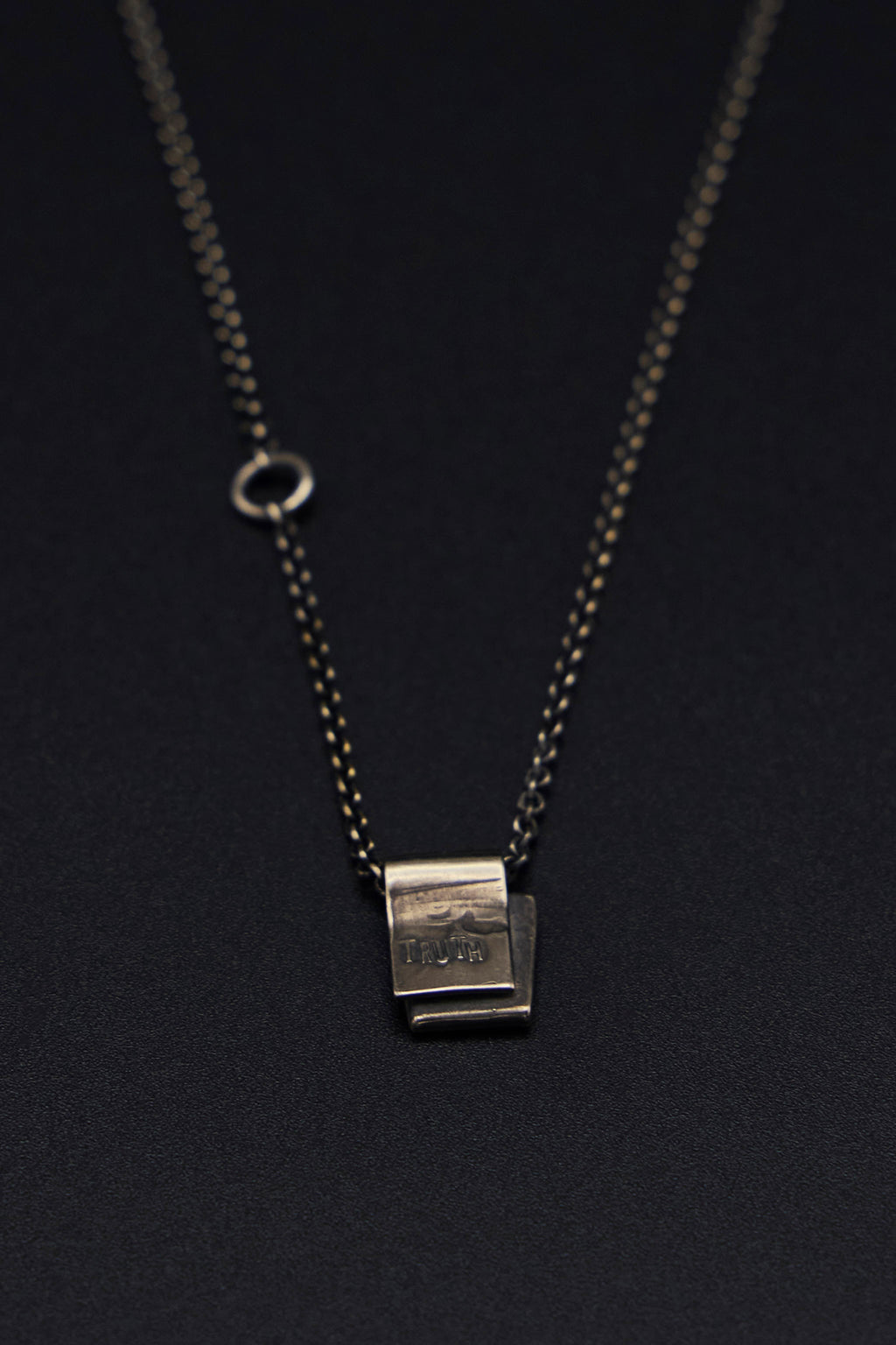 Chain Mini Truth