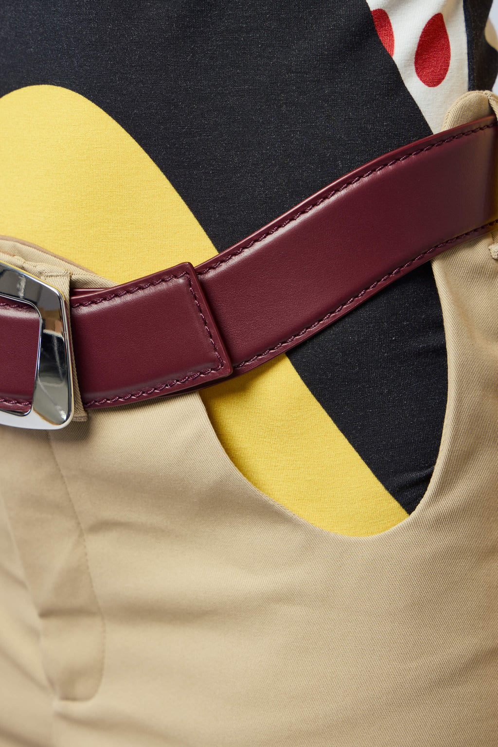 Chino Trousers With Open Front Curves And Belt
