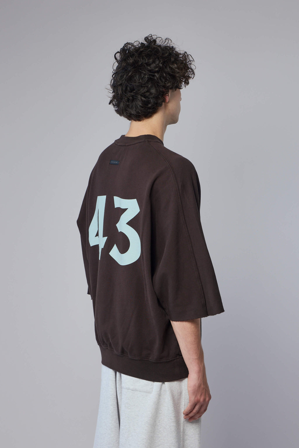 "43" Cut Sleeve Sweatshirt