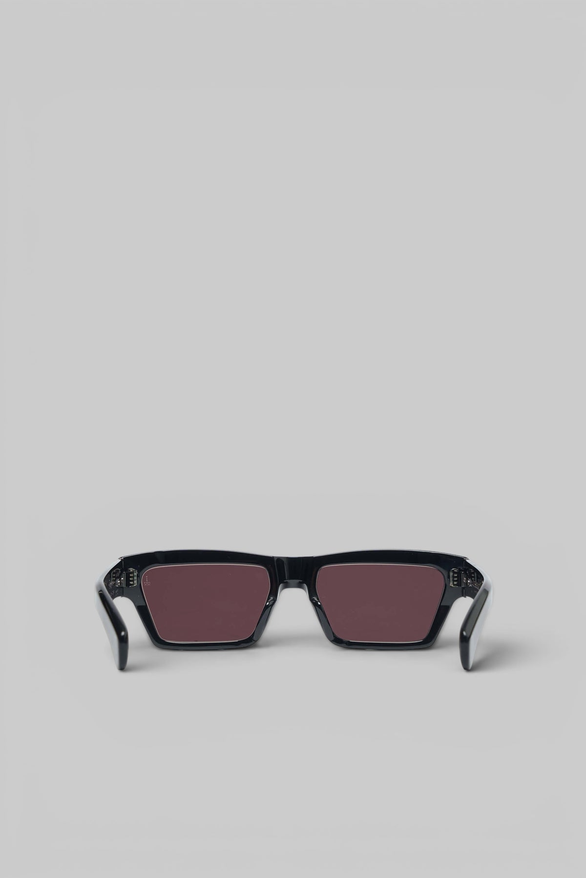 Side profile of Jacques Marie Mage Melchior sunglasses displaying geometric design