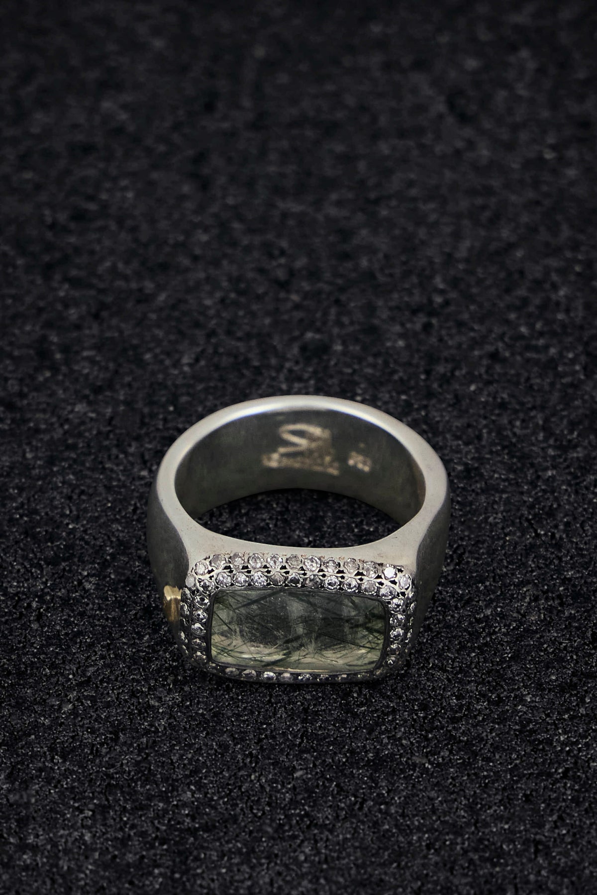 Rosa Maria Rings: Nasila Quartz Silver Ring – LABELS