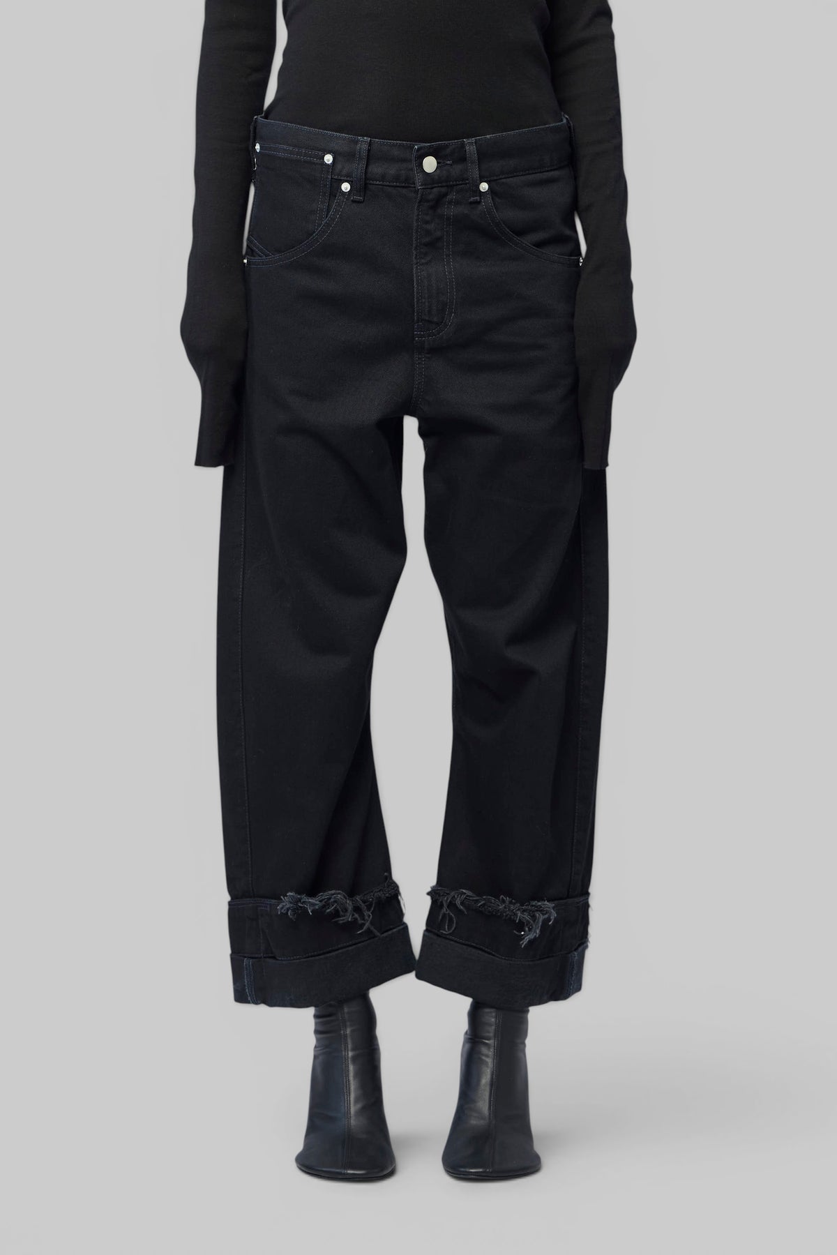 Full length view of Marina Yee Wide-Leg Jeans in cotton denim, view 10