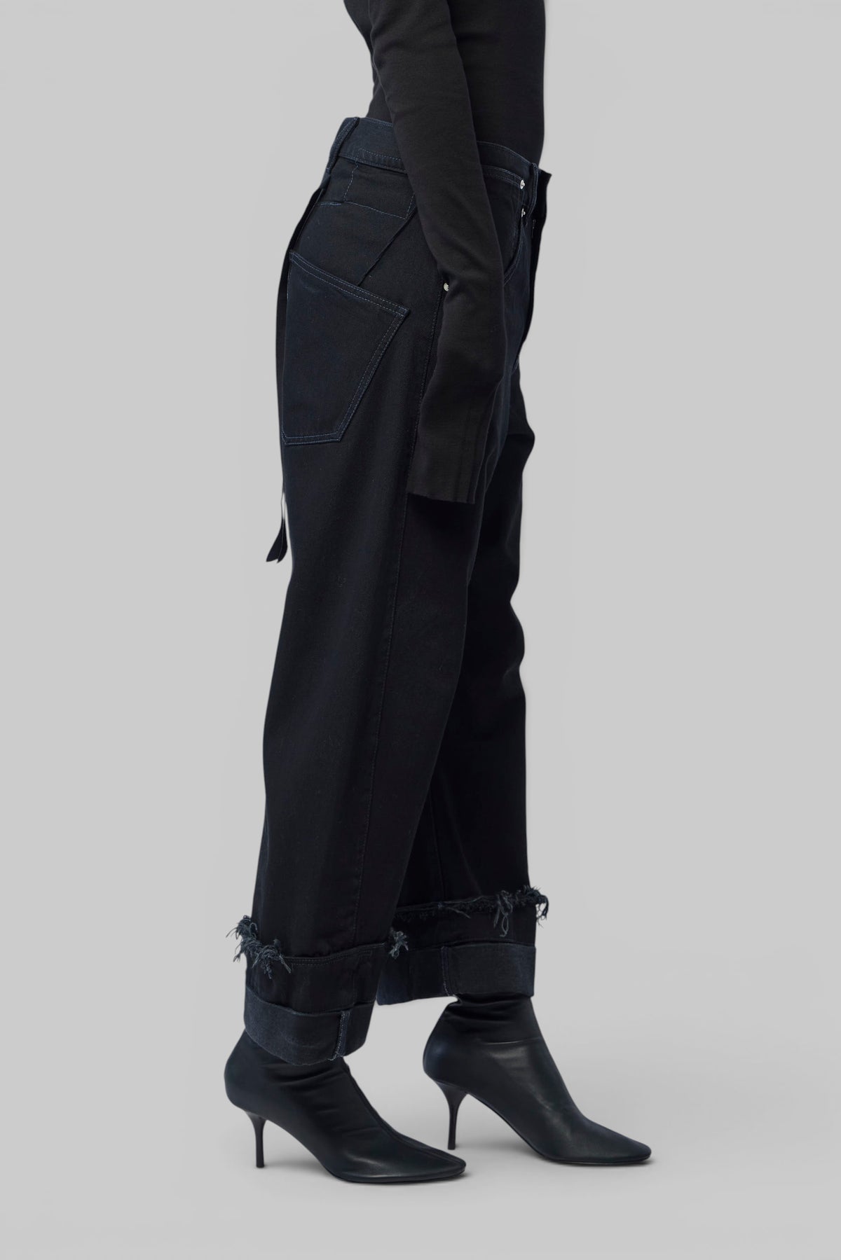 Full length view of Marina Yee Wide-Leg Jeans in cotton denim, view 11