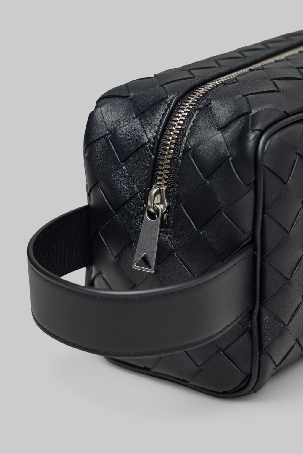 Intrecciato Pouch