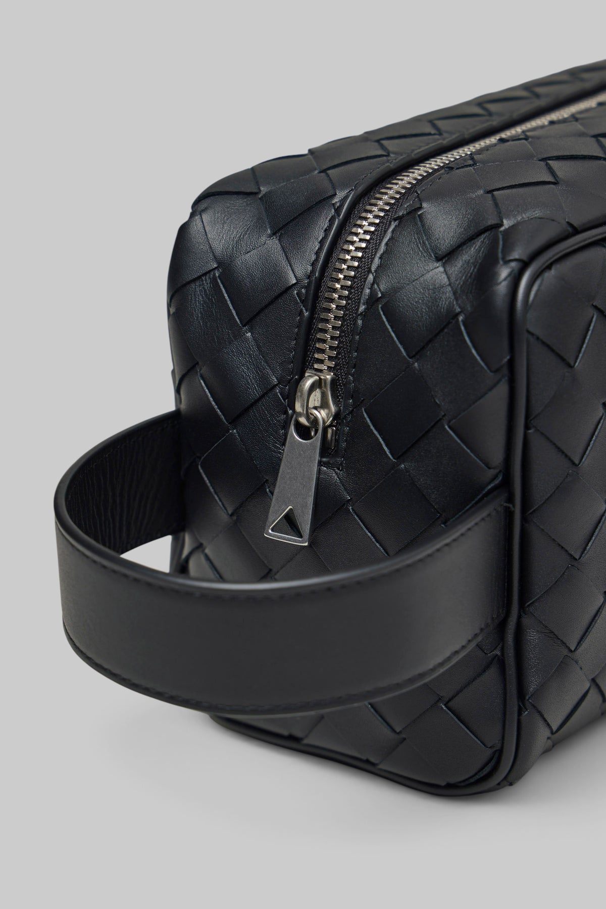 Intrecciato Pouch