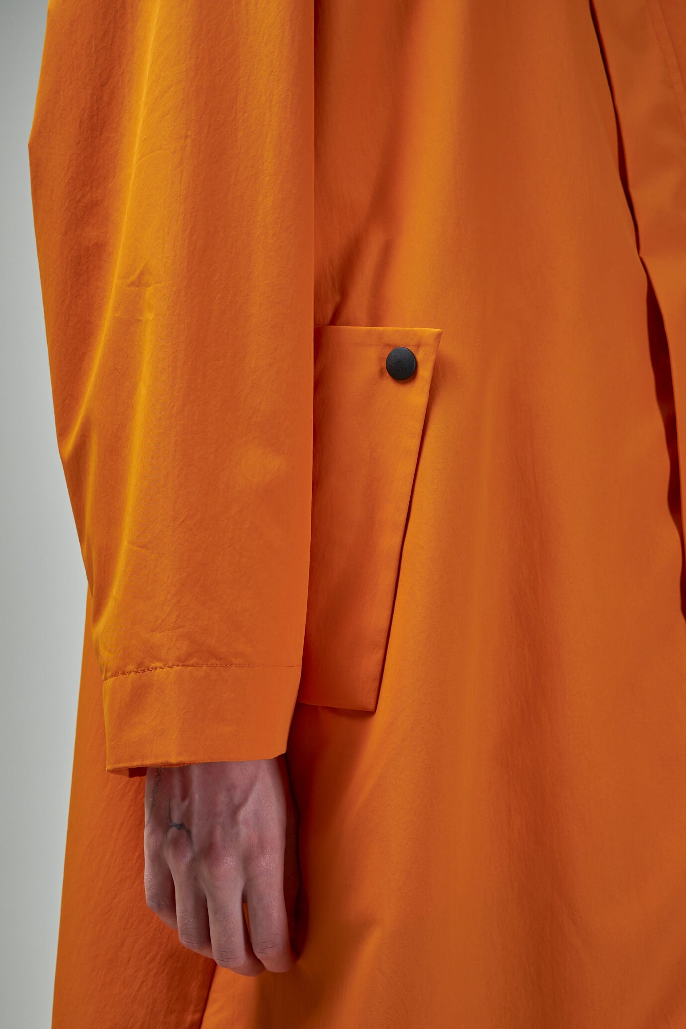 Light Coat orange