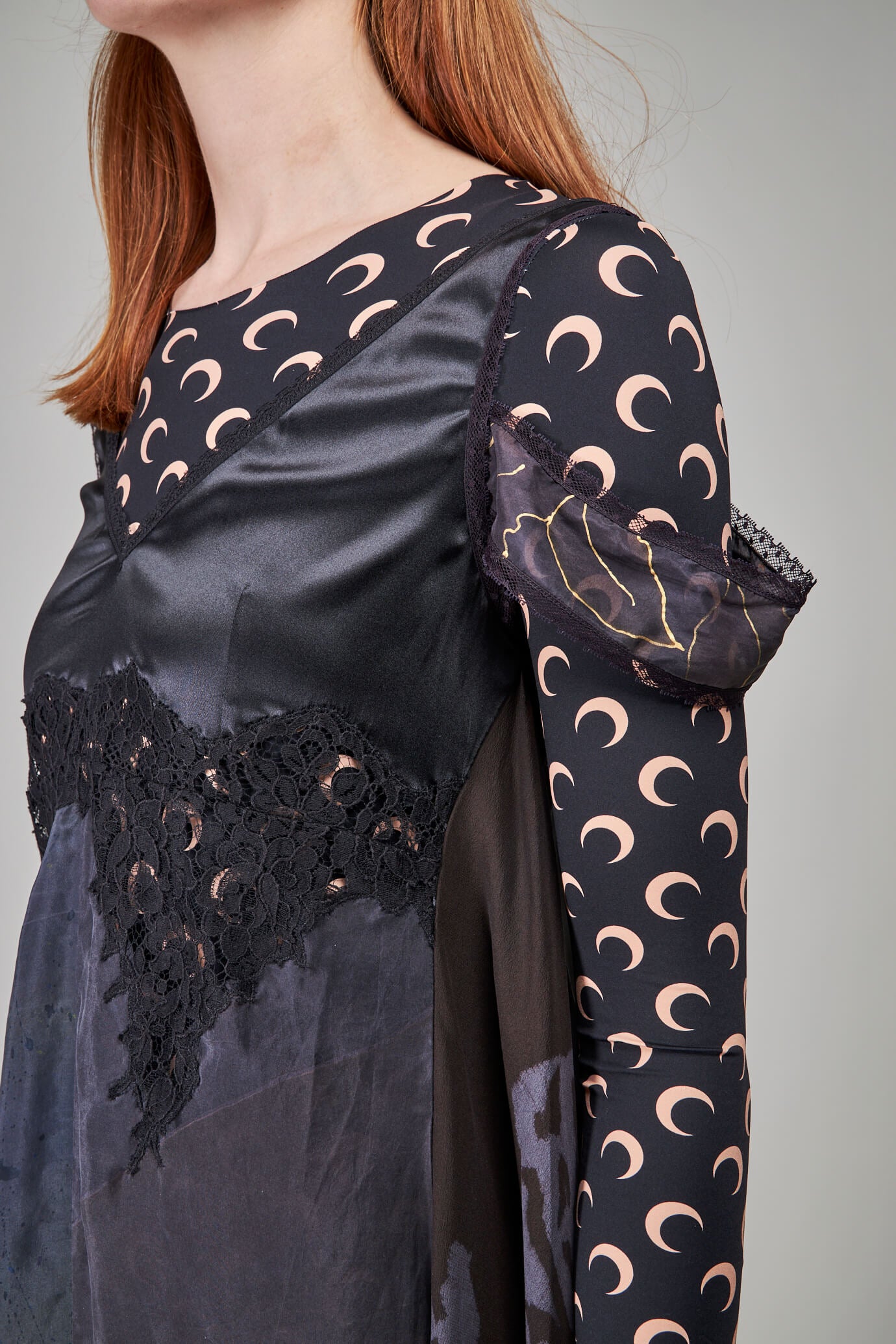 Nuisette-Kleid aus regenerierter Seide mit Schals