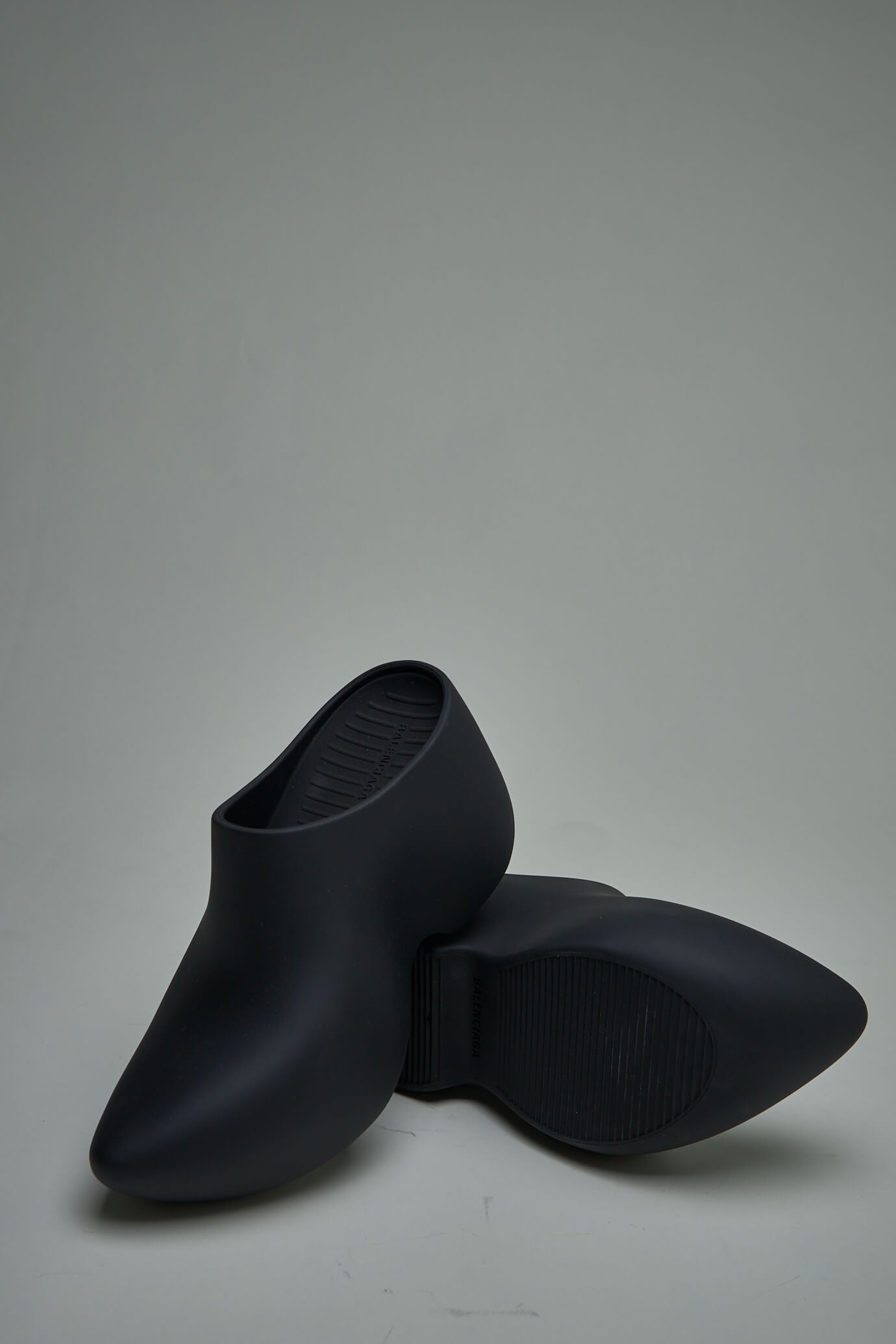 入荷中 サンダル BALENCIAGA 37 Black Technoclog サンダル - ramon 