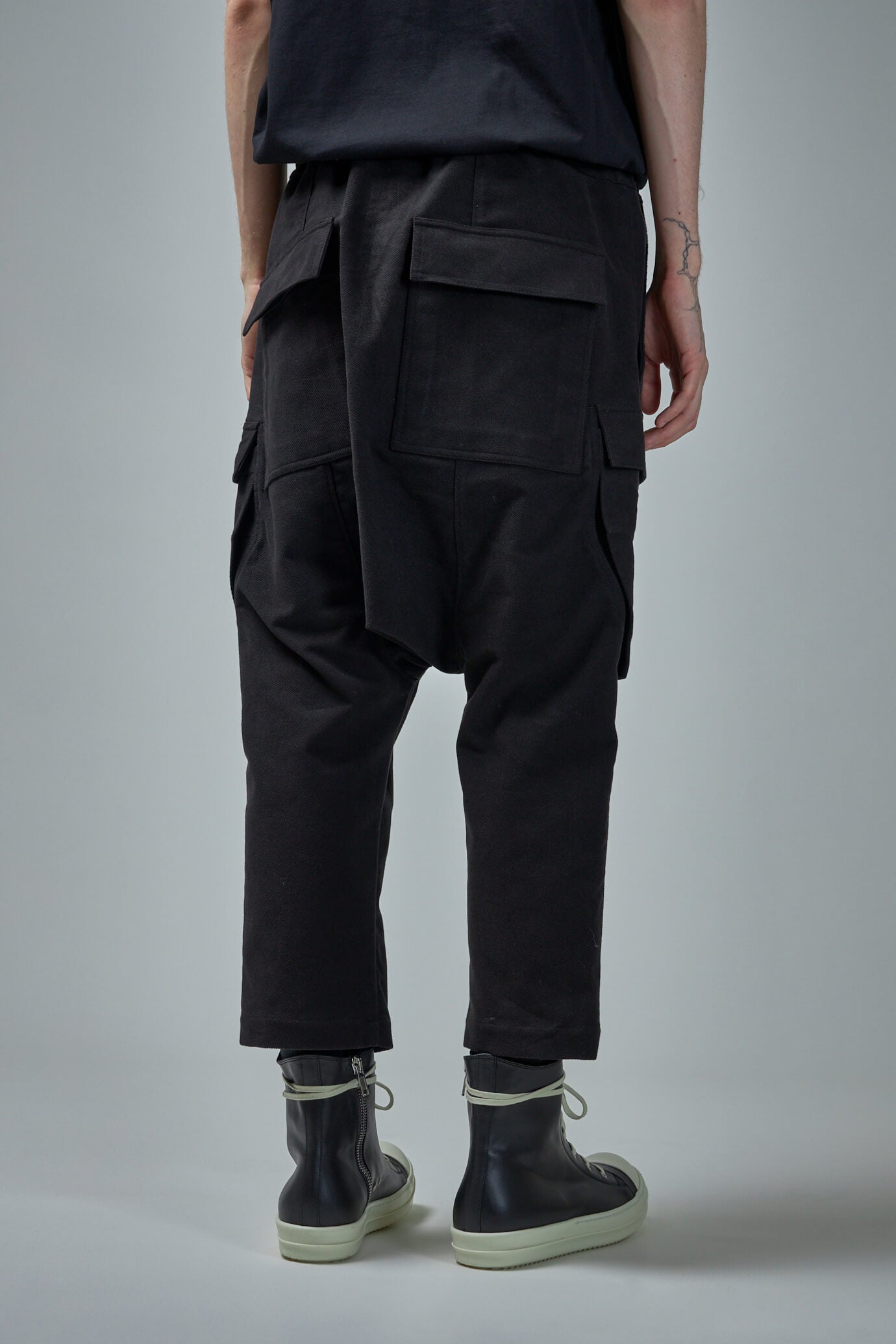 RICK OWENS ANTHEM CARGO CROPPED - パンツ